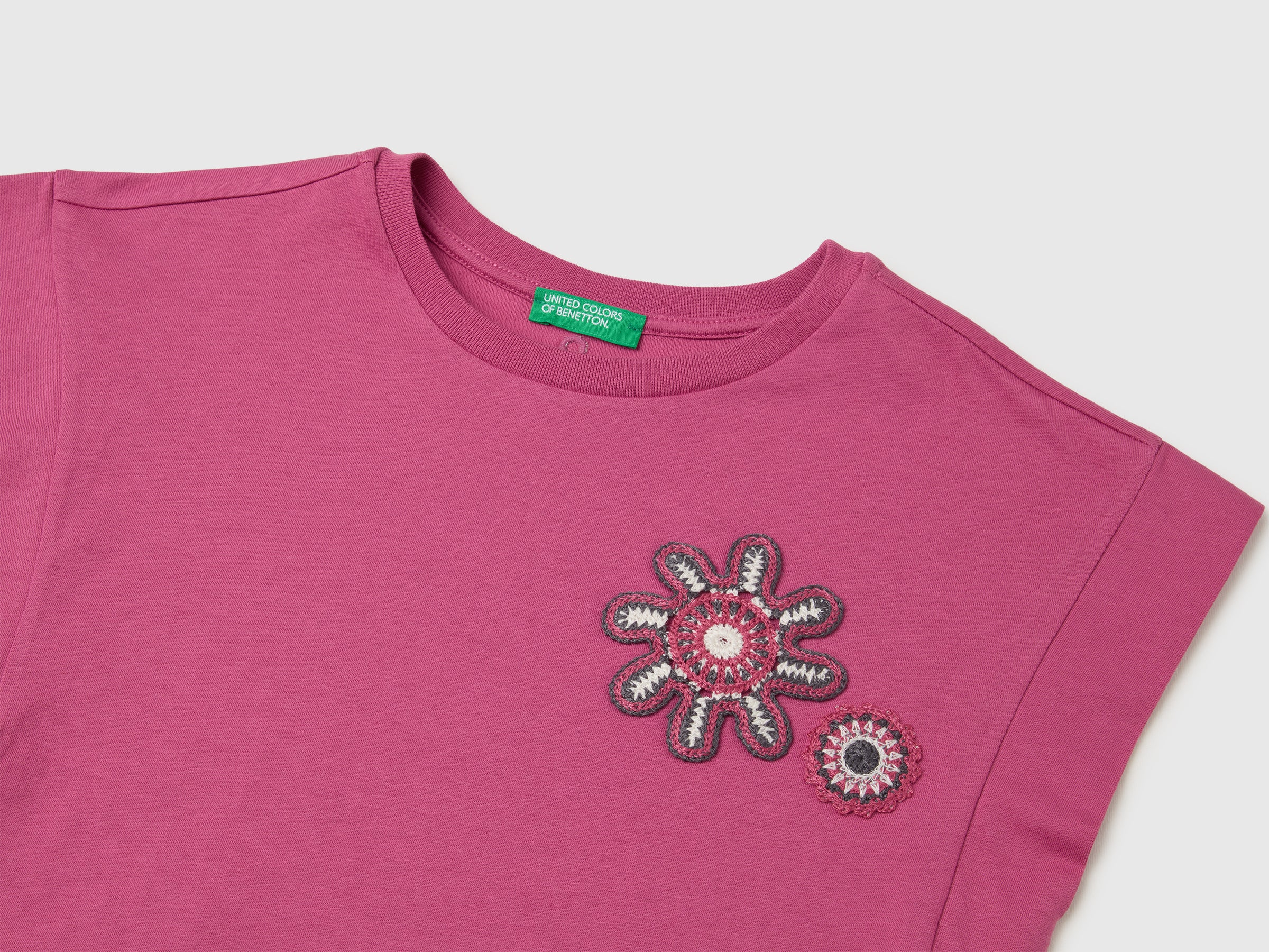 T-shirt sans manches brodé – Image 3