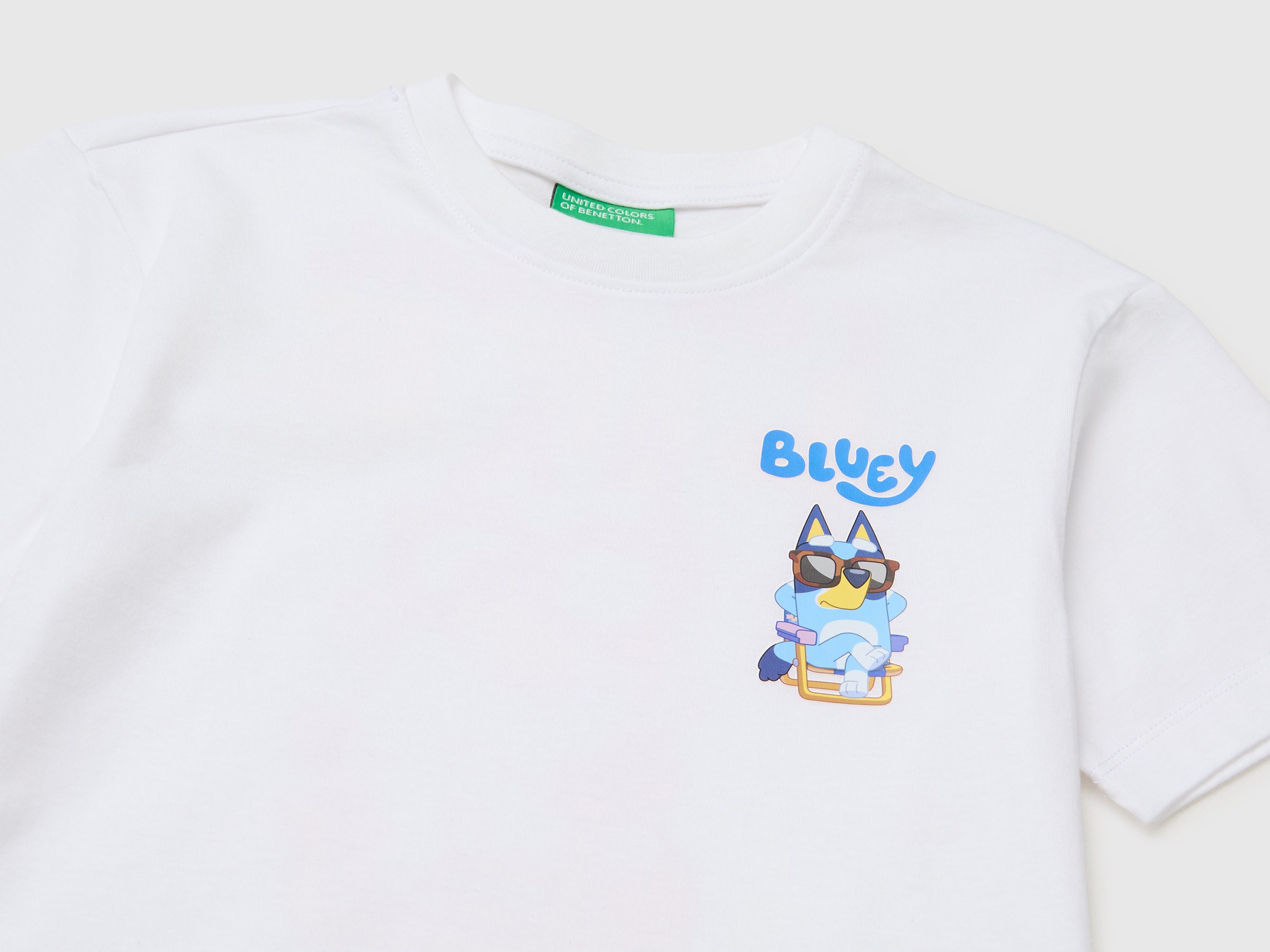 T-shirt bleu et blanc – Image 3
