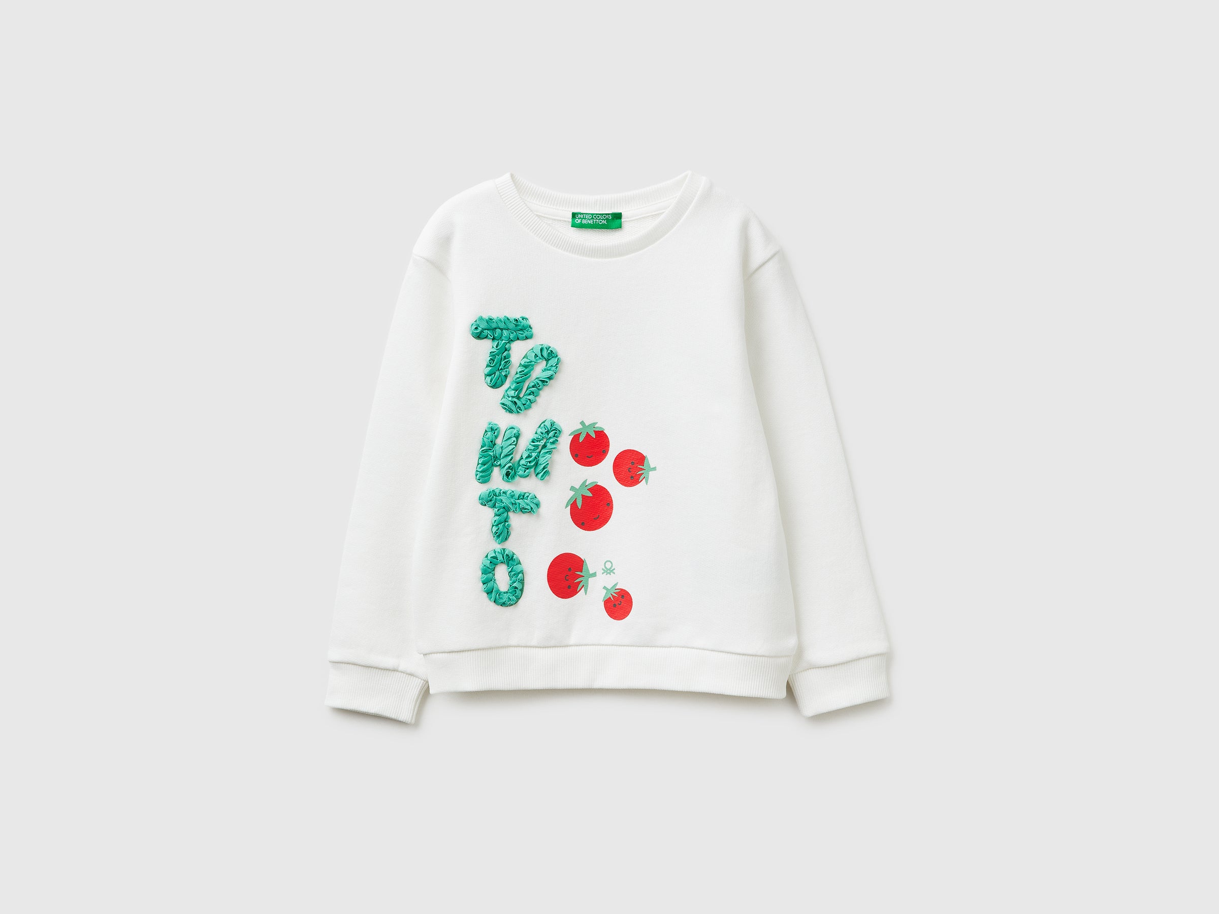 Sweat-shirt fermé avec broderie Sweat-shirt fermé avec broderie