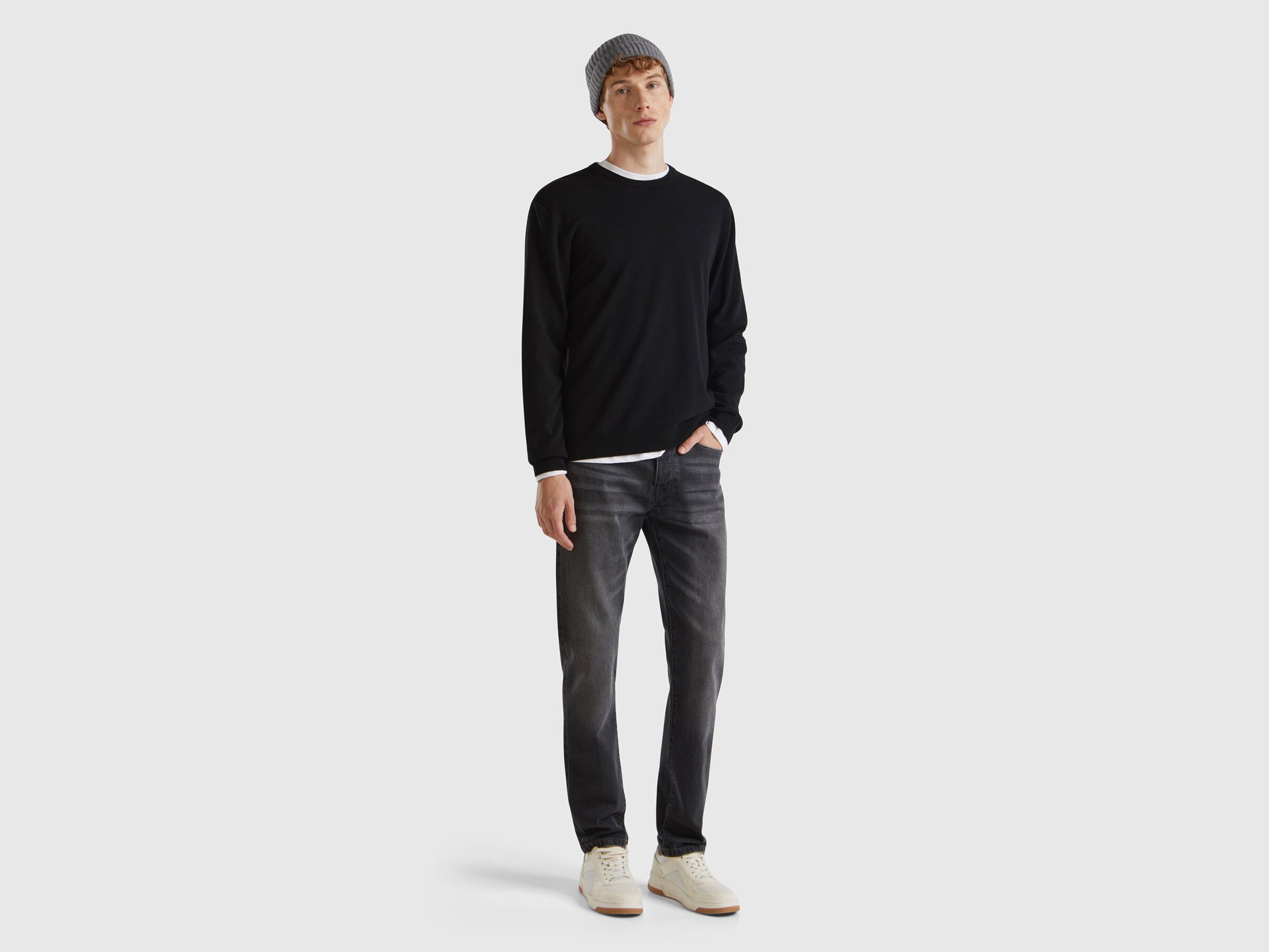 Pull noir en pure laine mérinos – Image 3