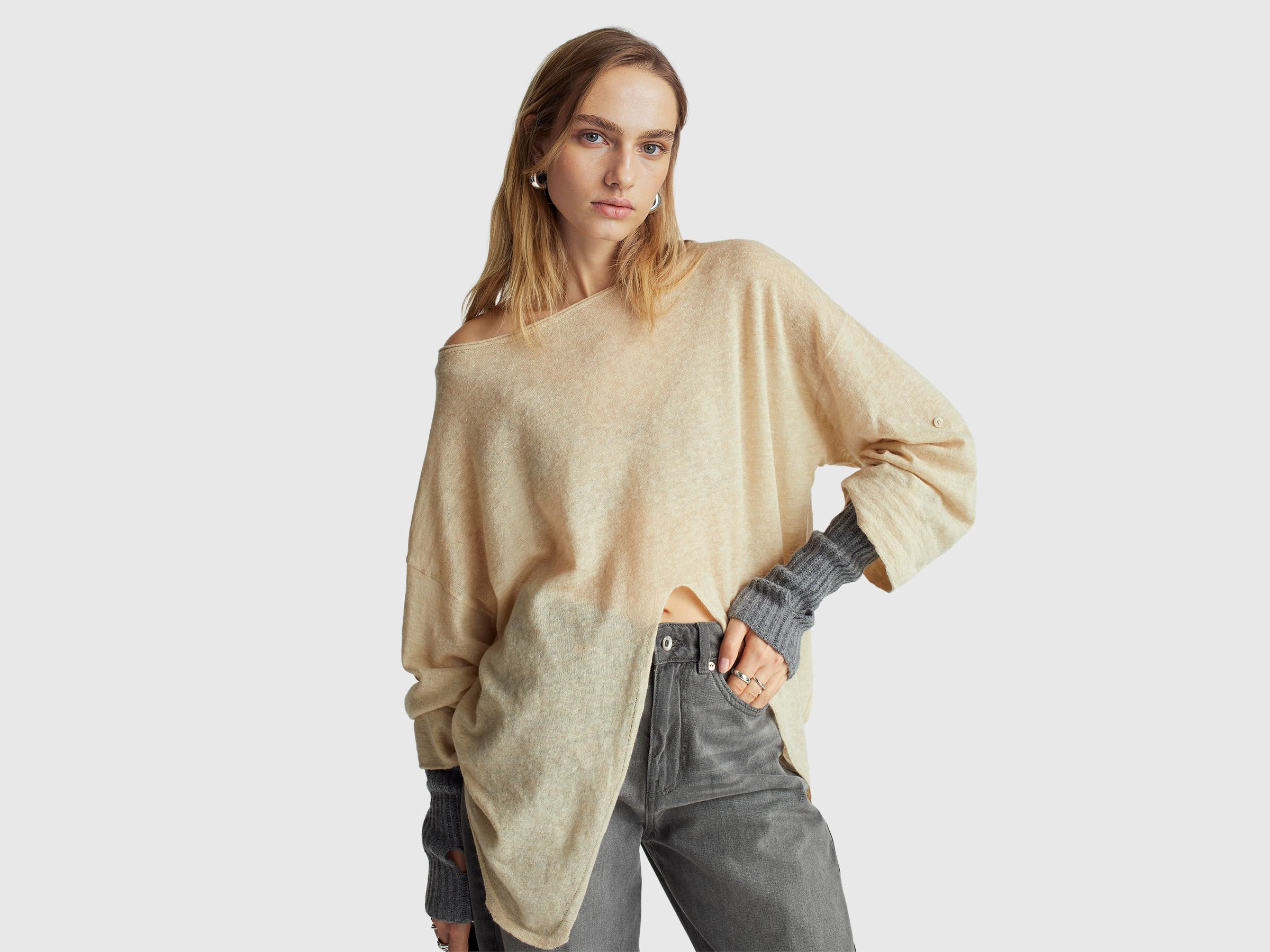 Pull léger avec nœud Pull léger avec nœud