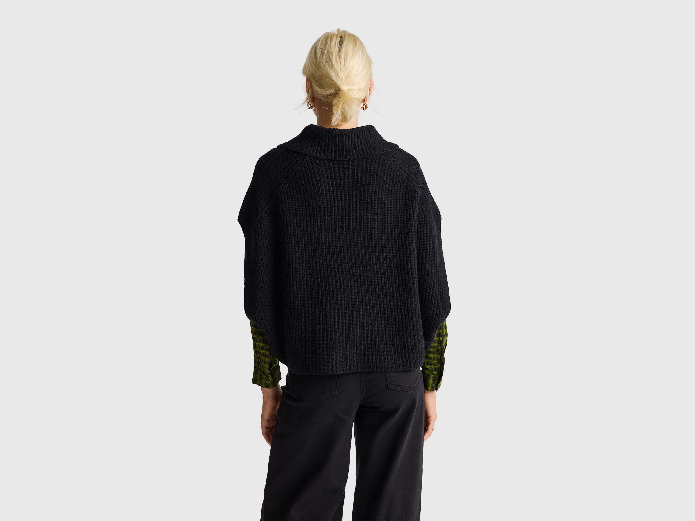 Cape à col haut – Image 2