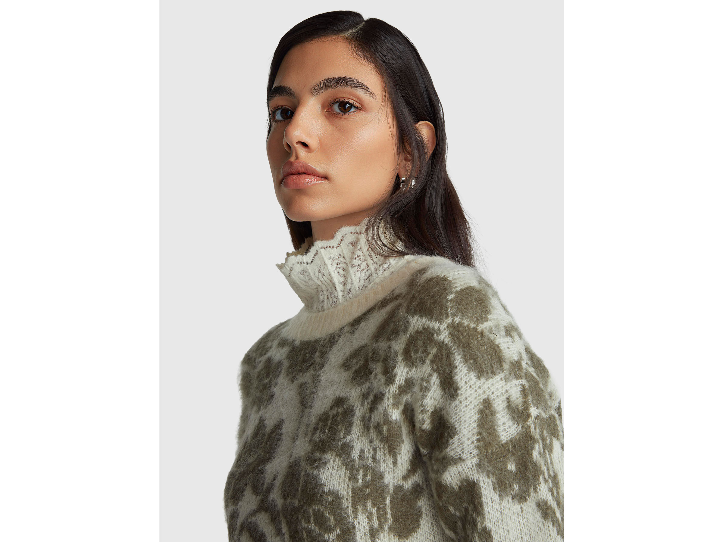 Pull à motif floral – Image 4