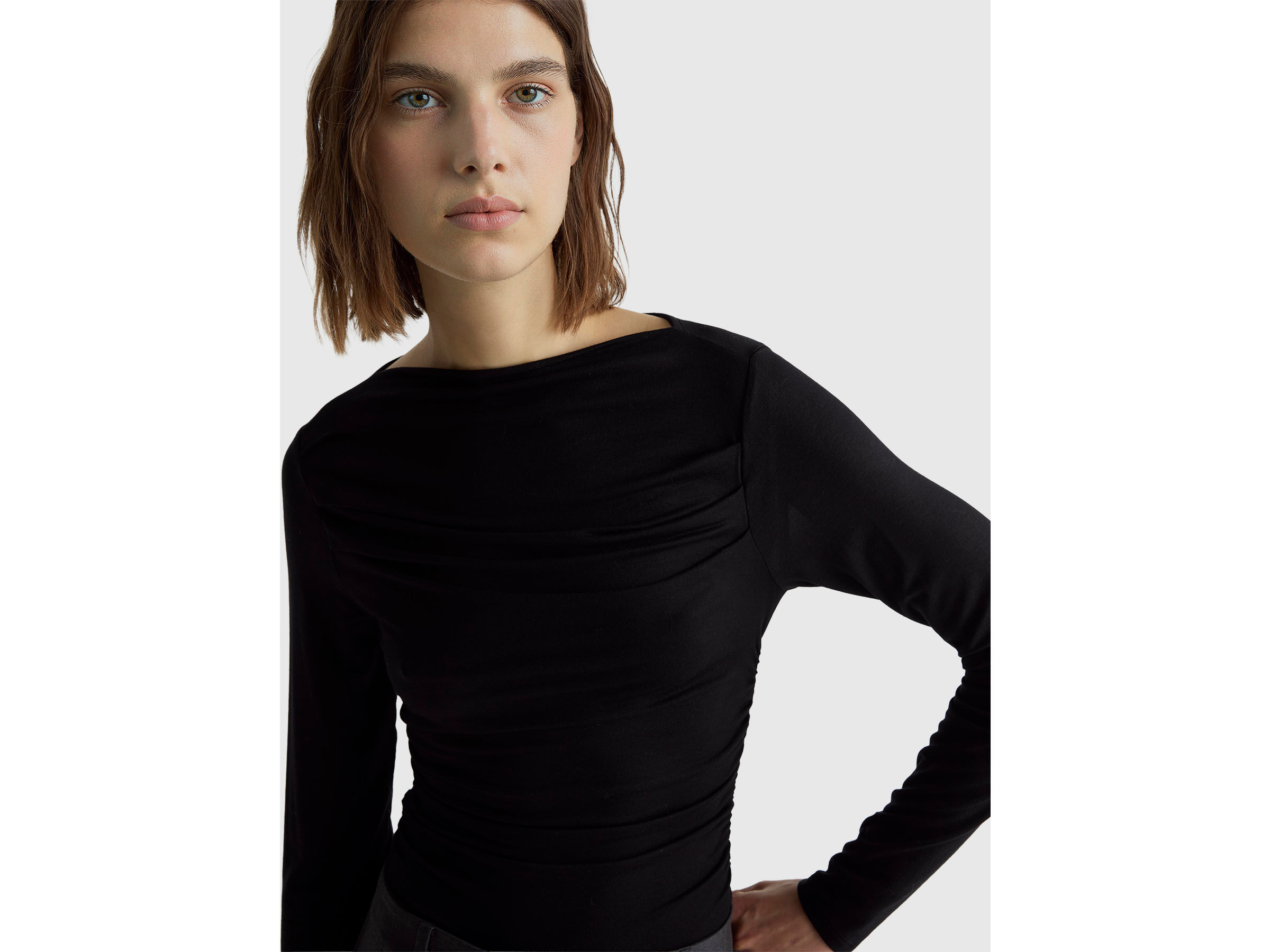 T-shirt ajusté à col bateau – Image 4
