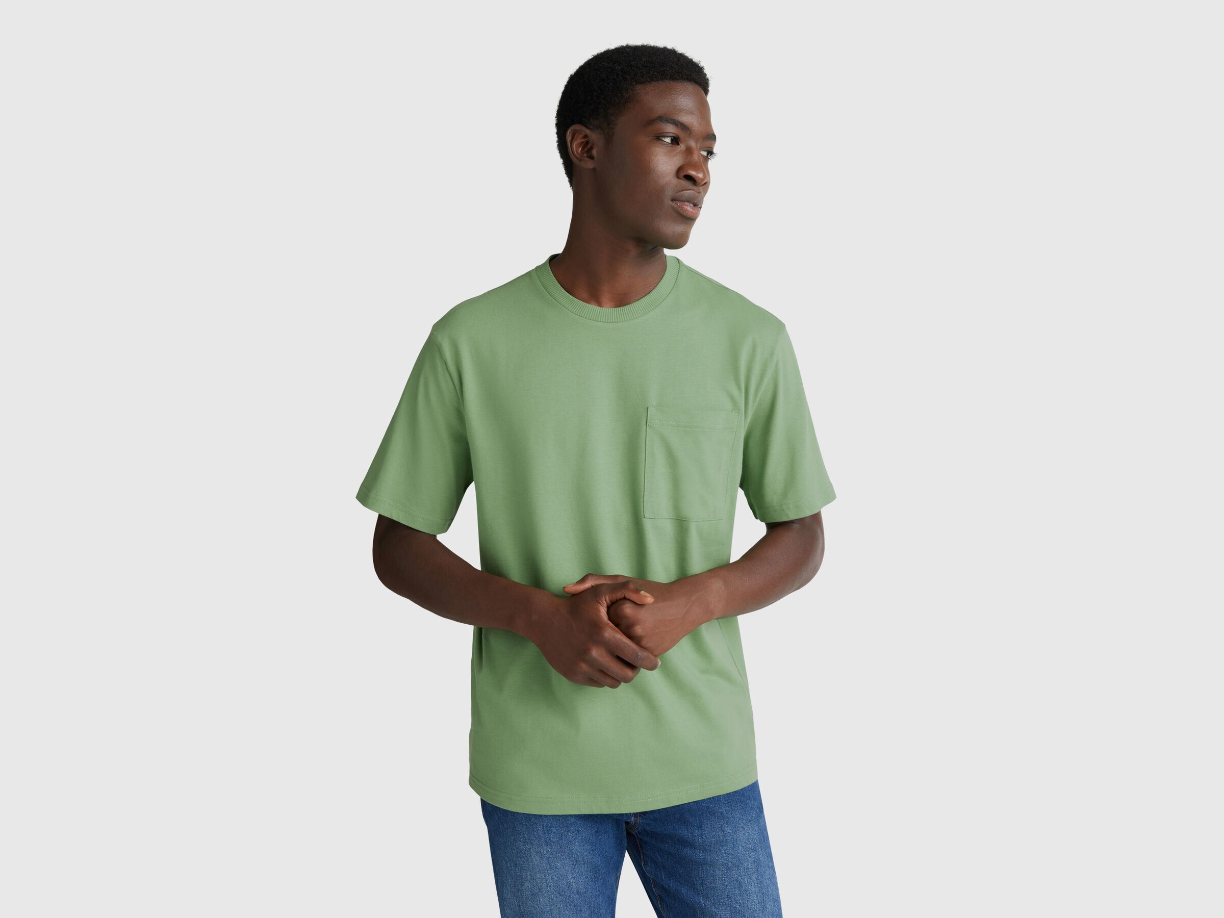 T-shirt en coton avec poche T-shirt en coton avec poche
