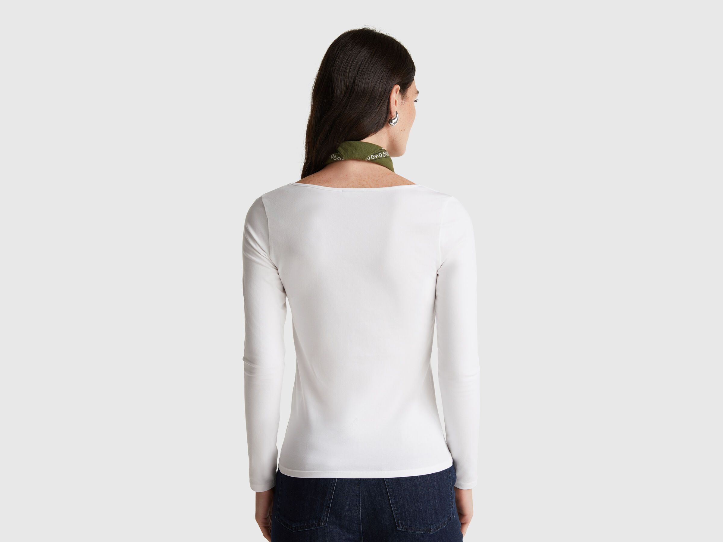 T-shirt à col large – Image 2