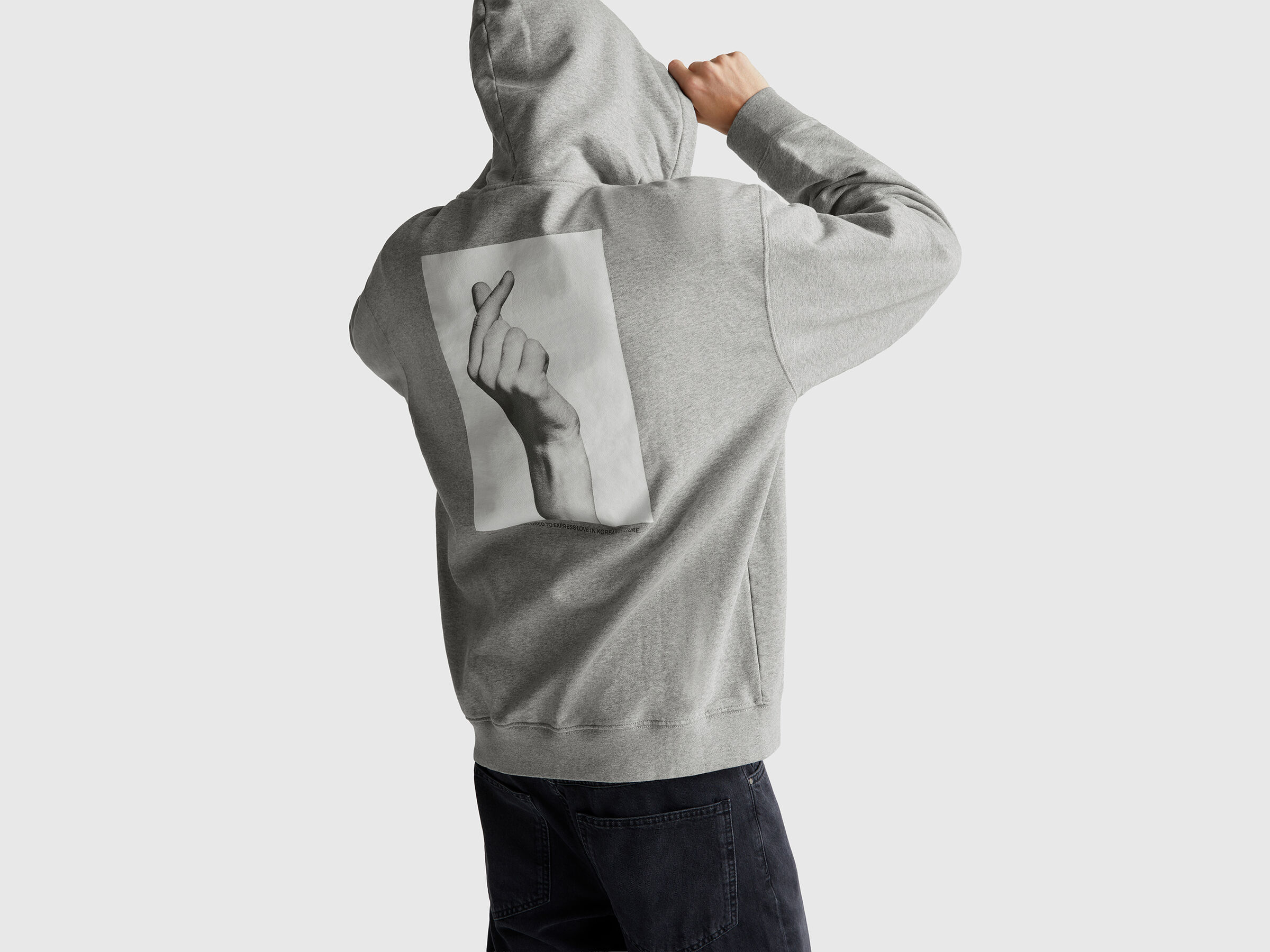 Sweat à capuche avec imprimé – Image 2