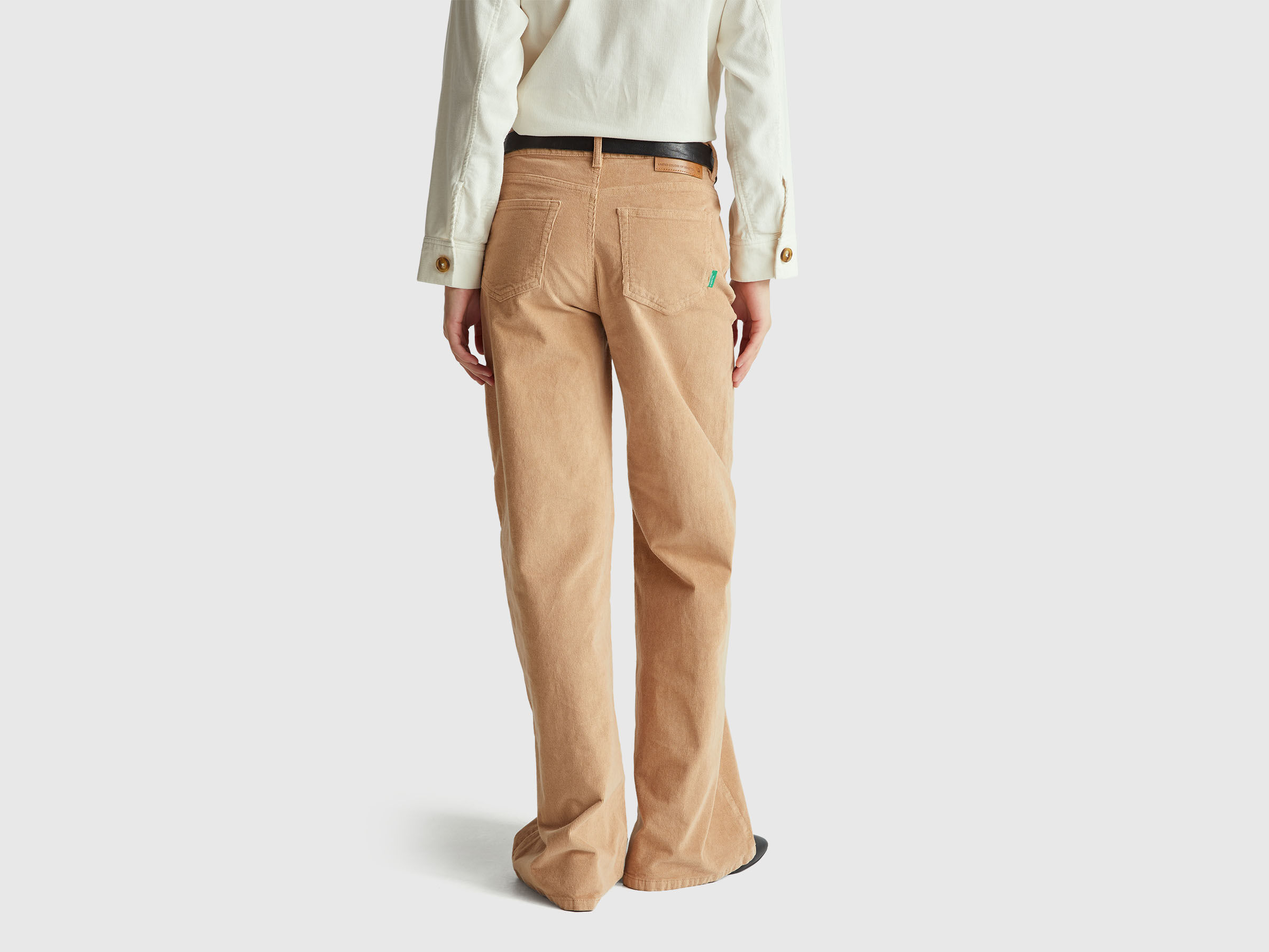 Pantalon coupe wide en velours – Image 2