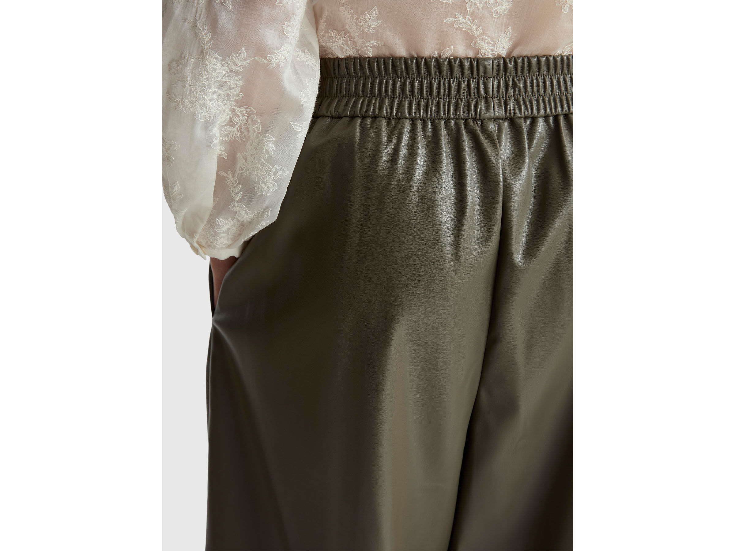 Pantalon en tissu enduit – Image 4