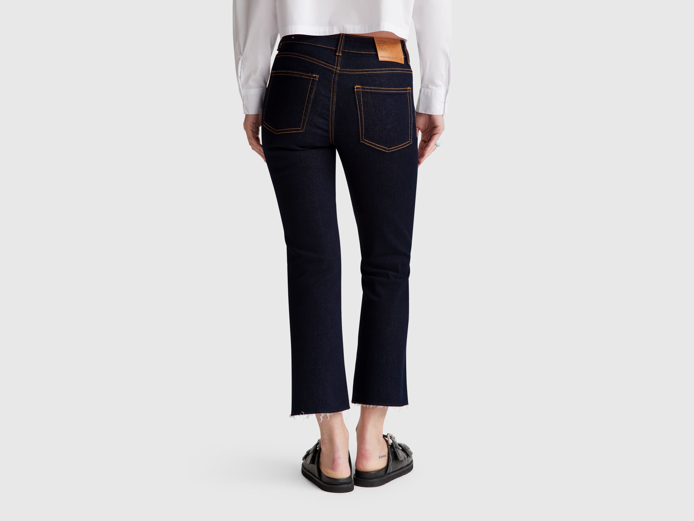 Jeans court en coton – Image 2