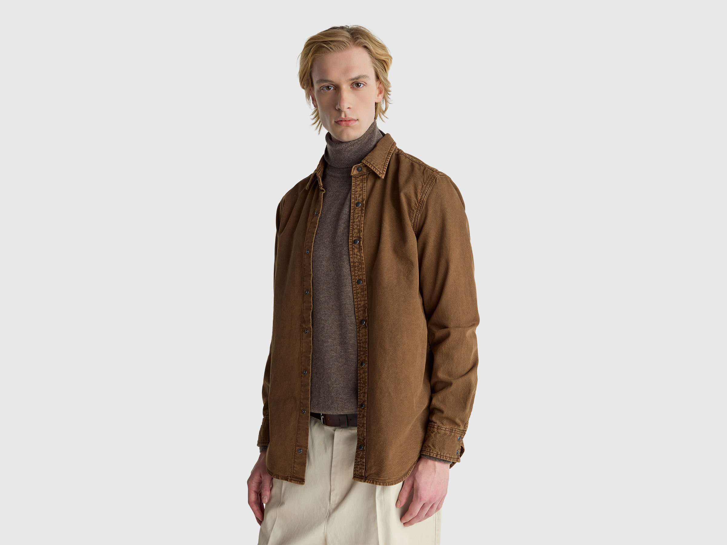 Chemise slim fit 100% coton Chemise slim fit 100% coton