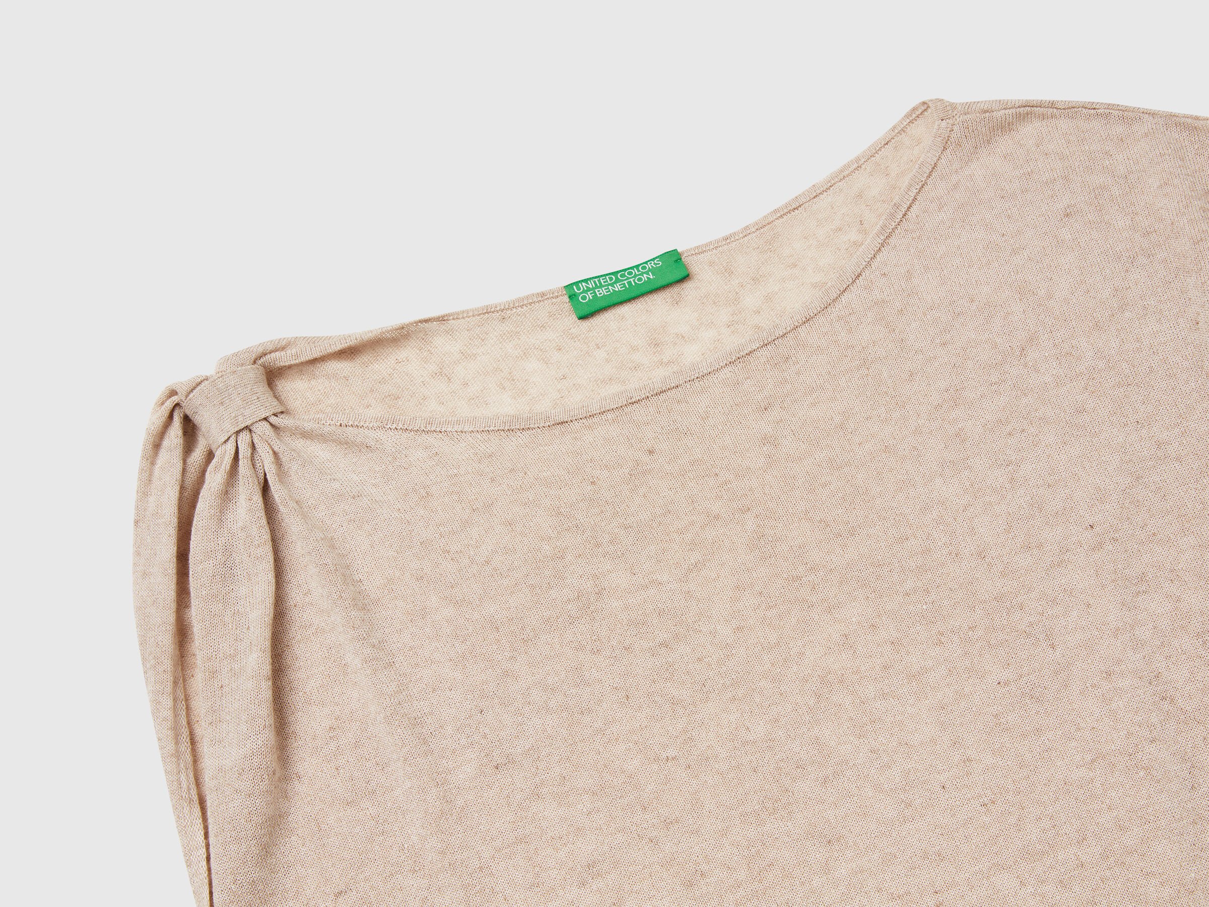 Pull asymétrique en lin mélangé – Image 6