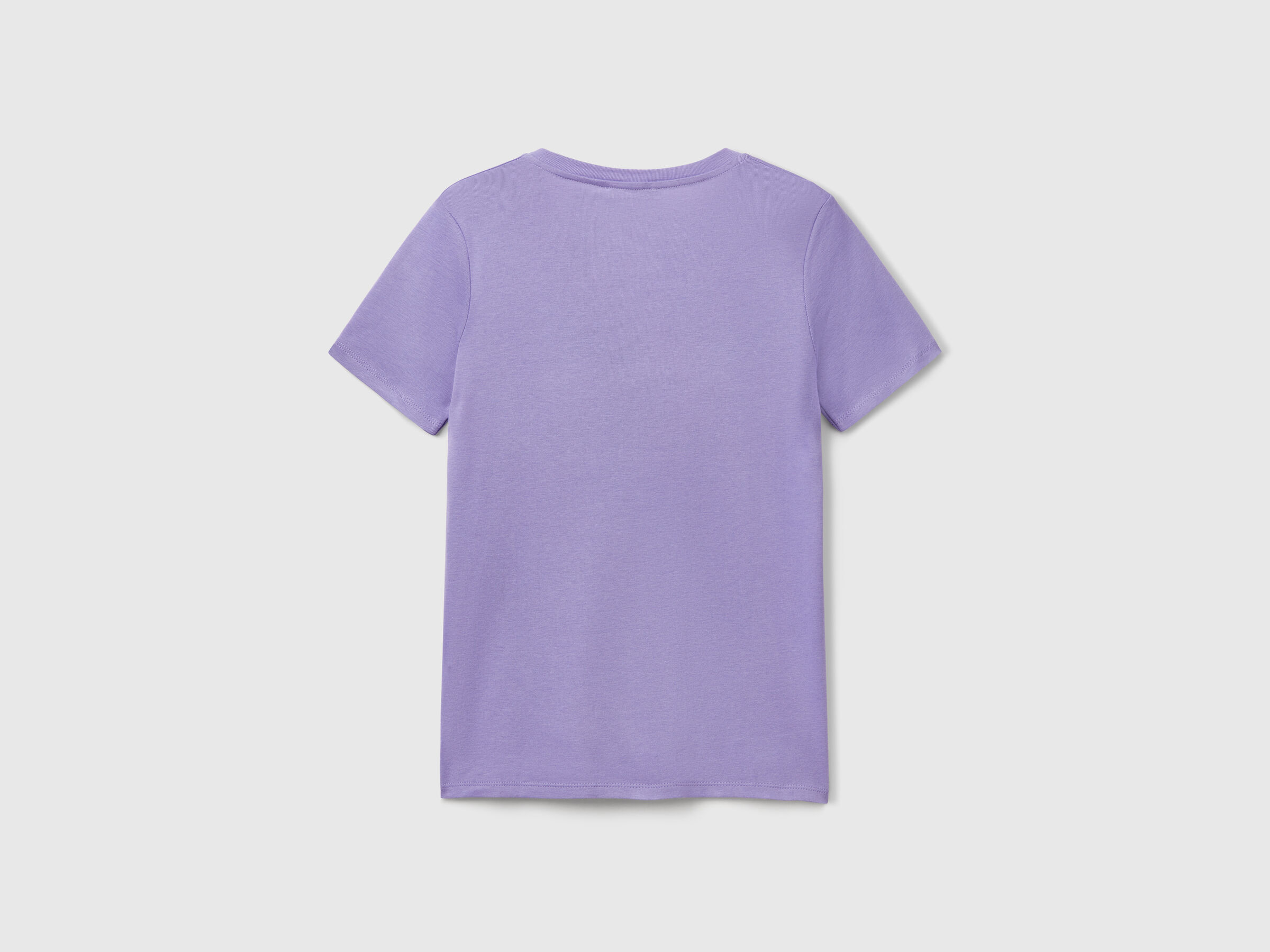 T-shirt pervenche en pur coton à col en V – Image 4
