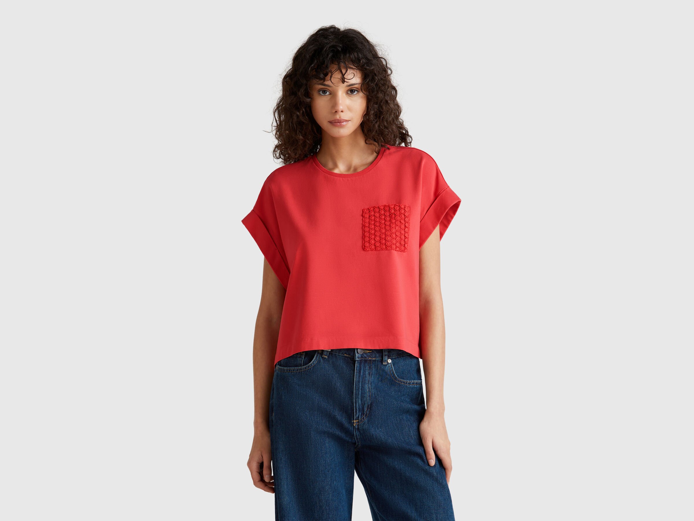 T-shirt avec poche macramé T-shirt avec poche macramé