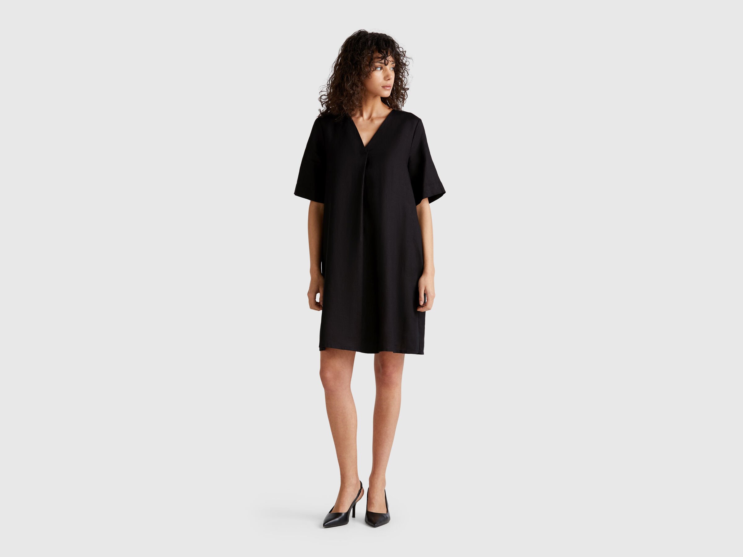 Robe à manches courtes en pur lin Robe à manches courtes en pur lin