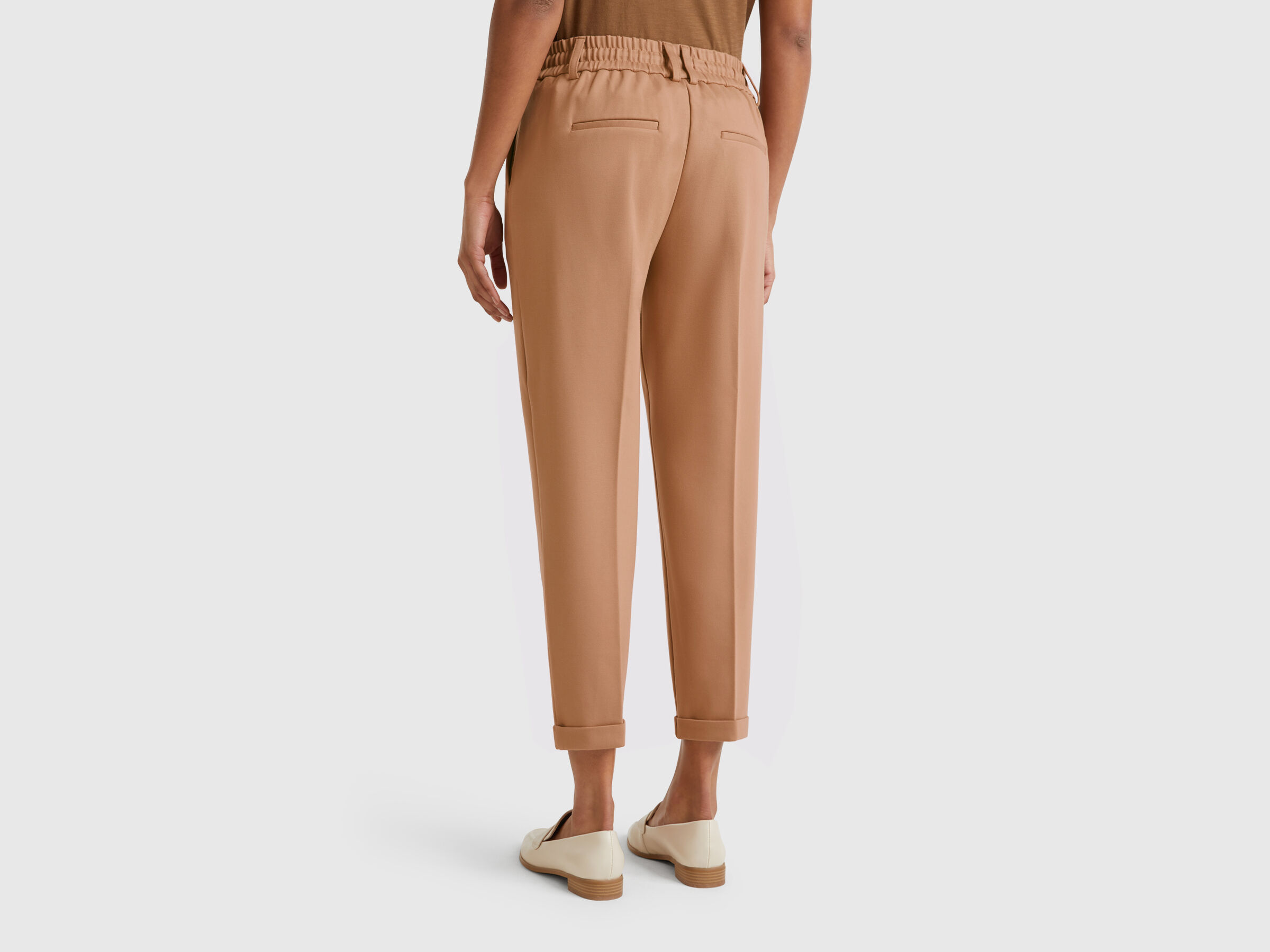 Pantalon uni à cordon de serrage – Image 2