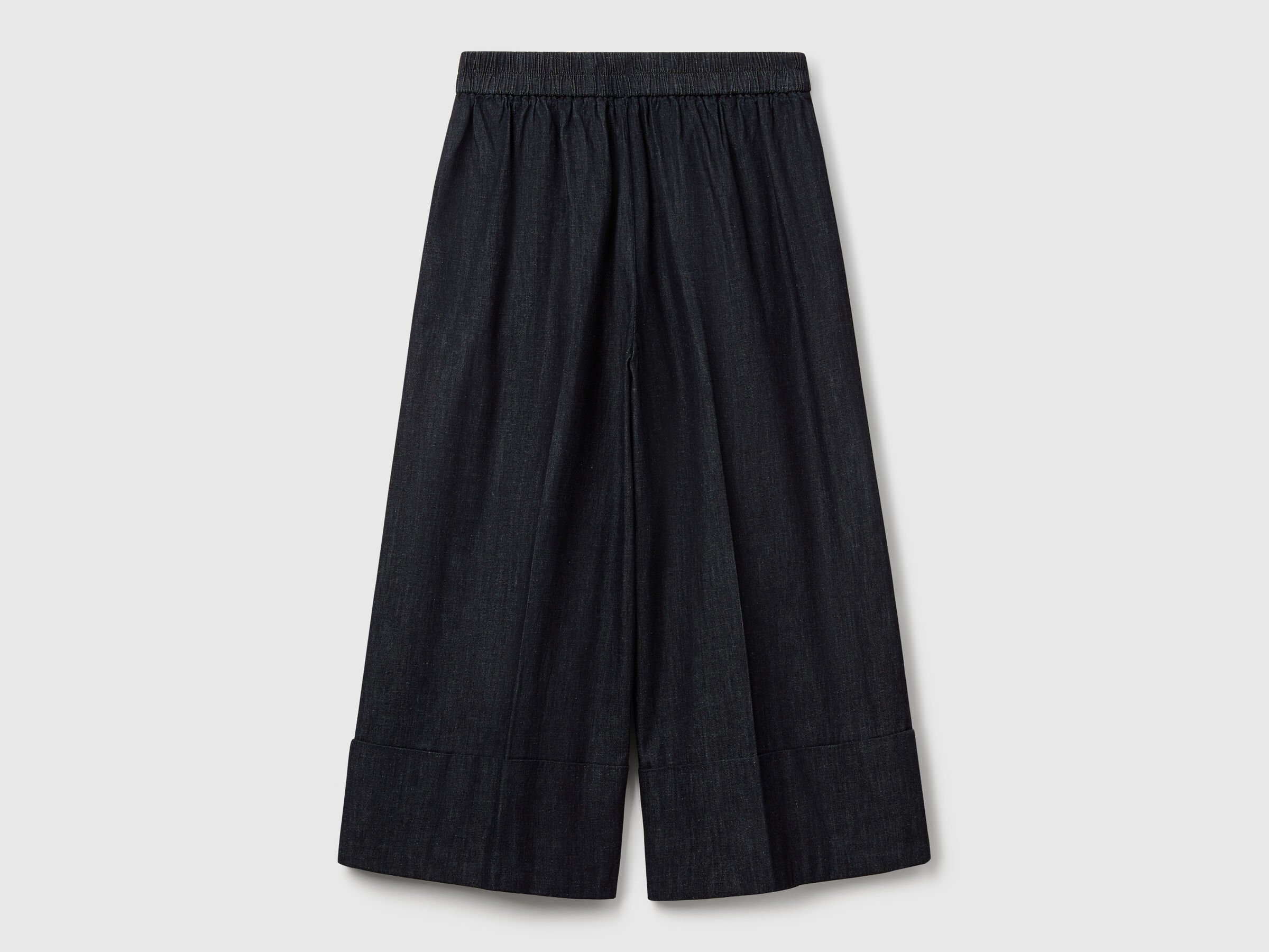 Jean large avec revers – Image 4