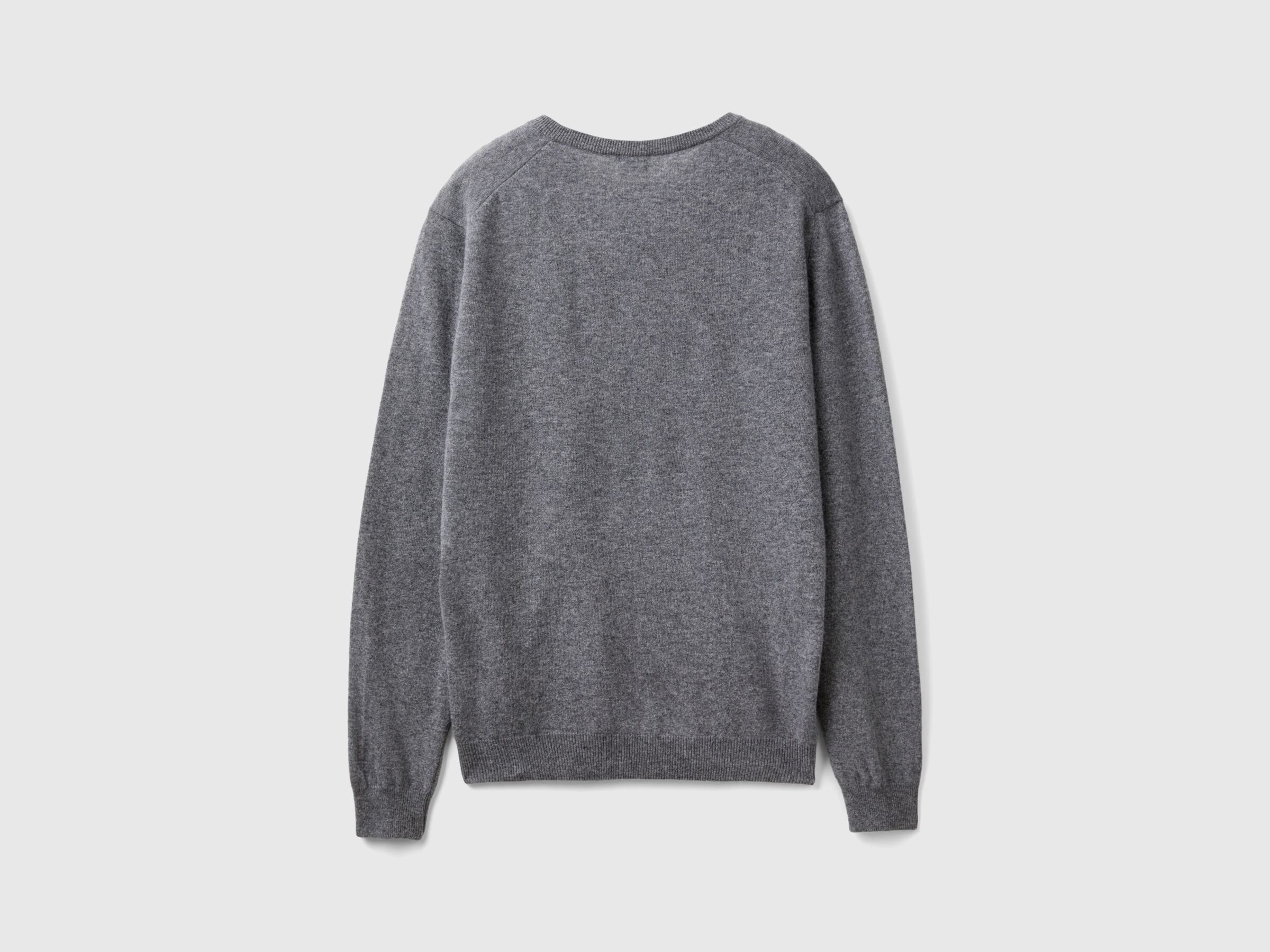 Pull gris foncé à col en V en pure laine mérinos – Image 5
