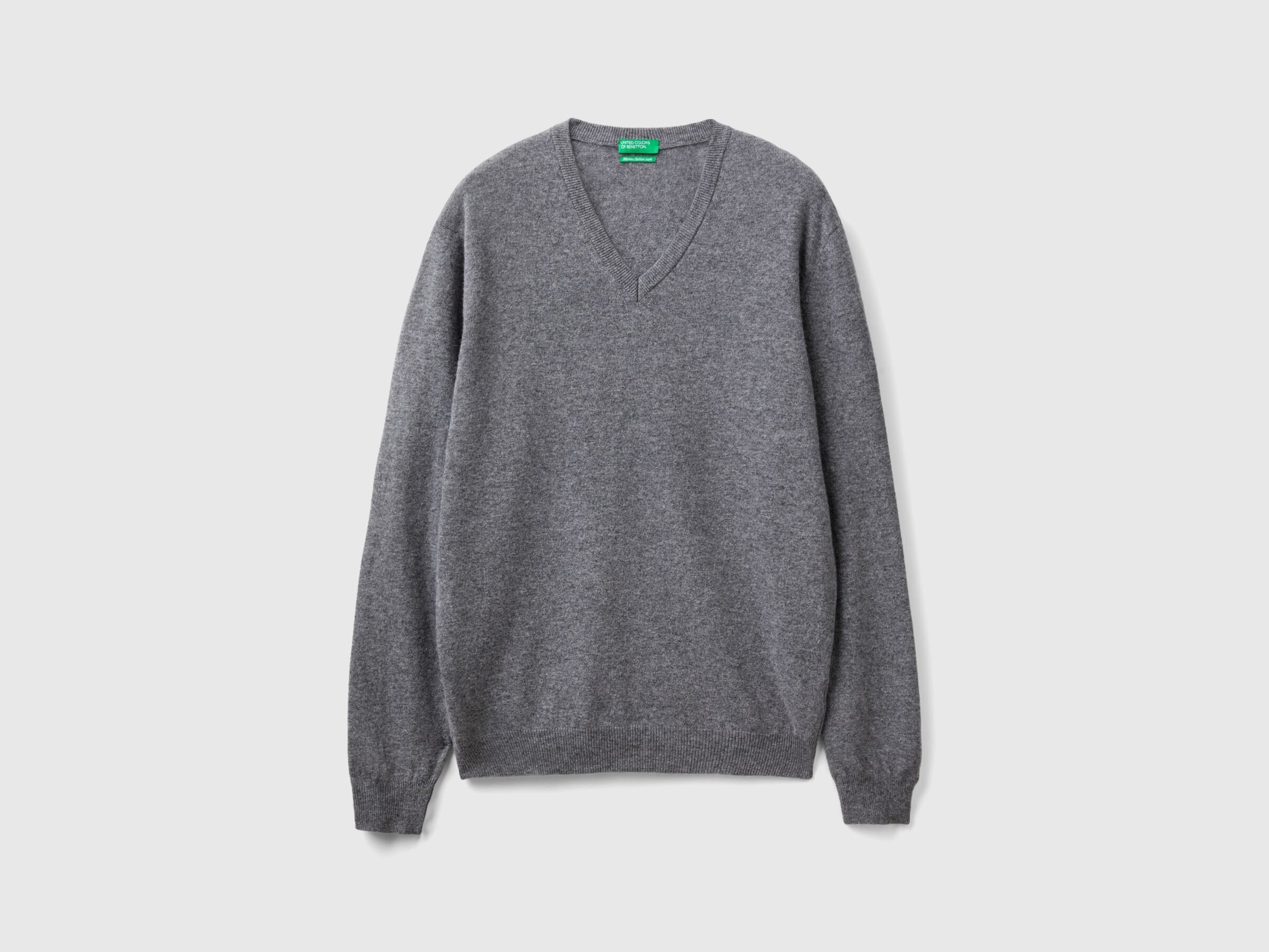 Pull gris foncé à col en V en pure laine mérinos – Image 4