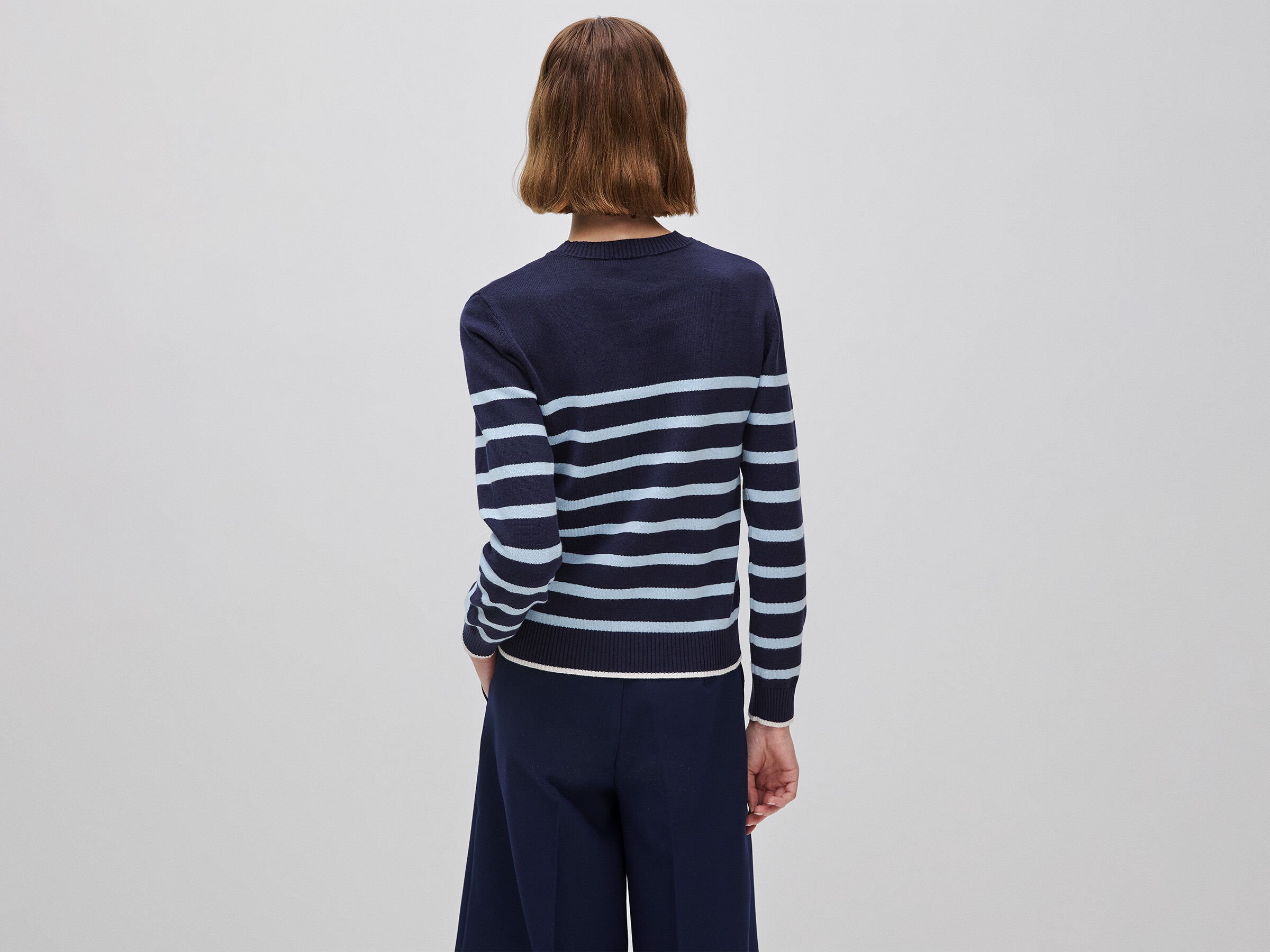 Pull rayé avec inscription brodée – Image 3