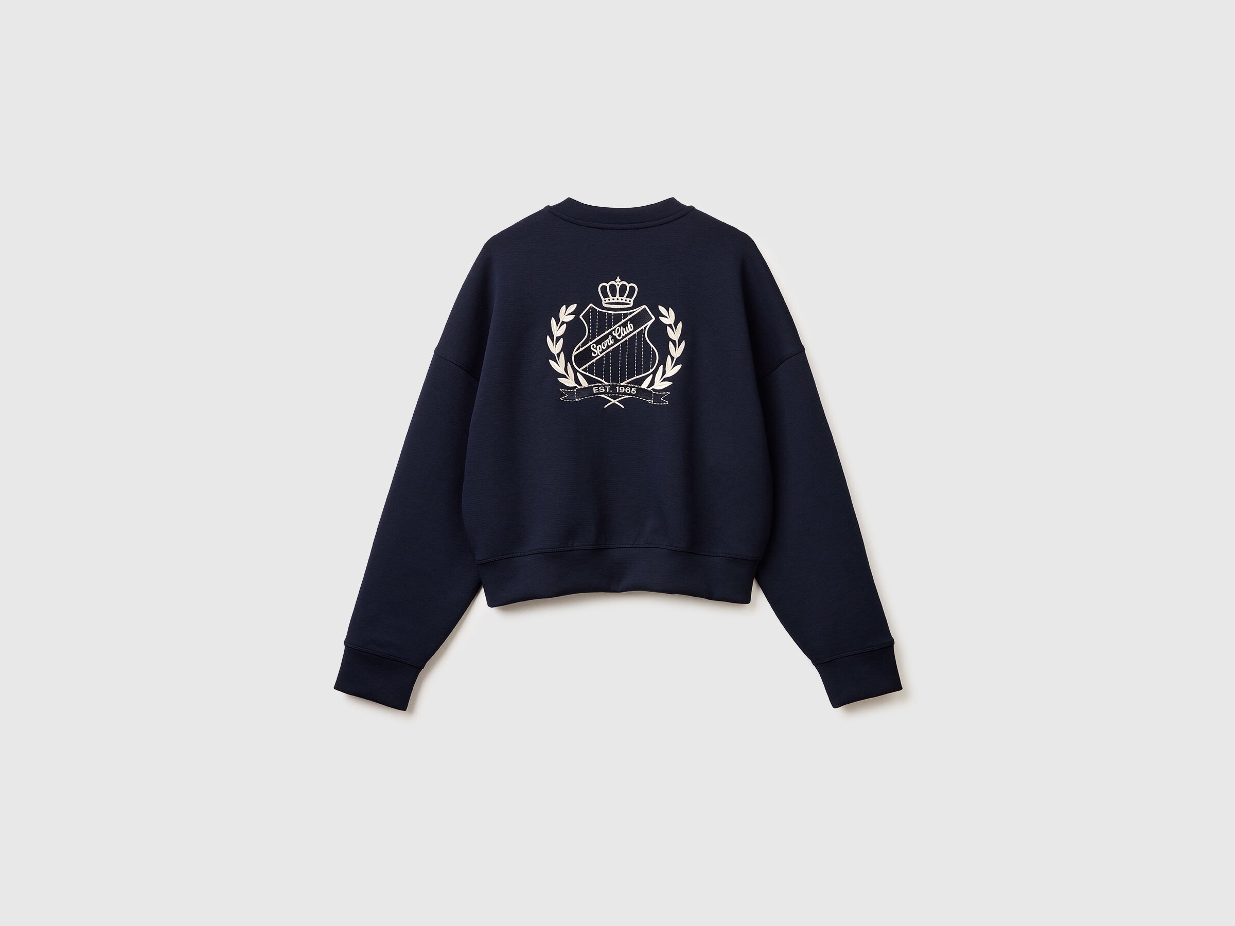 Sweat-shirt à coupe carrée avec écusson au dos – Image 2