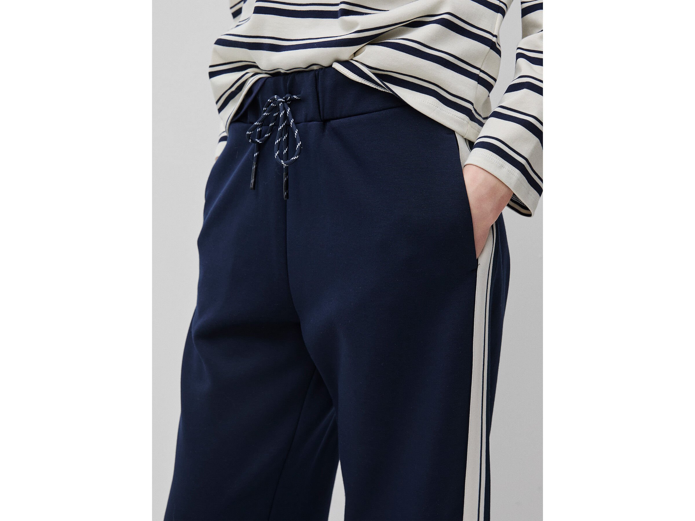 Pantalon à bandes latérales rayées – Image 4