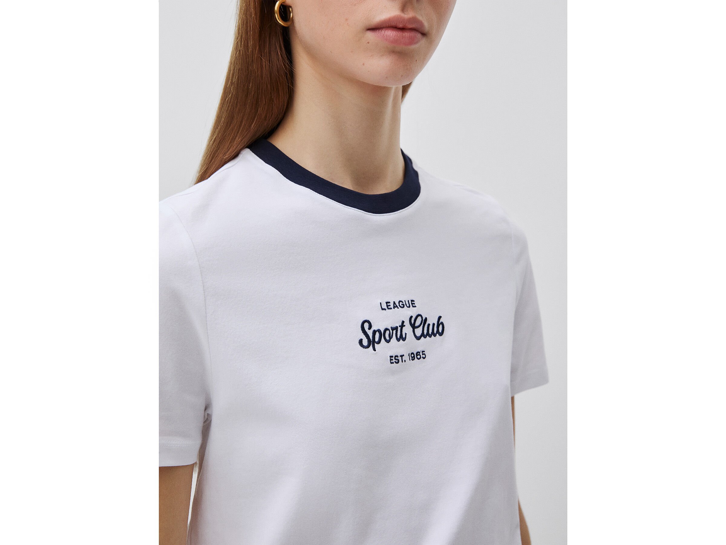 T-shirt avec écusson brodé – Image 4