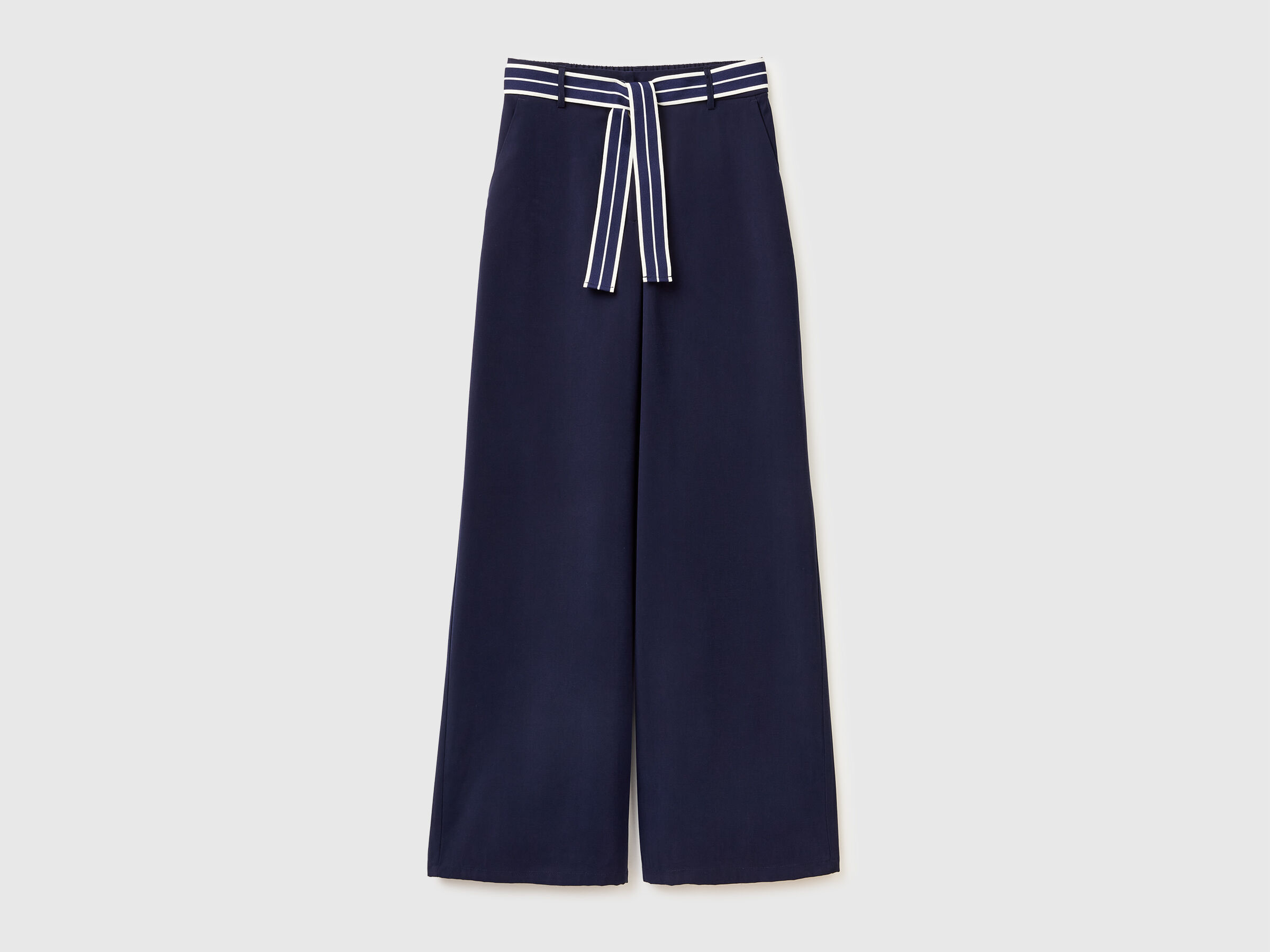Pantalon avec ceinture rayée Pantalon avec ceinture rayée