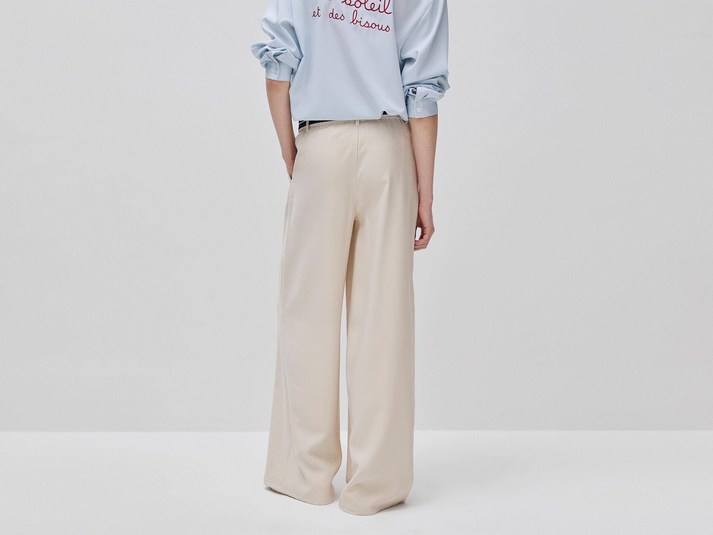 Pantalon avec ceinture rayée – Image 2