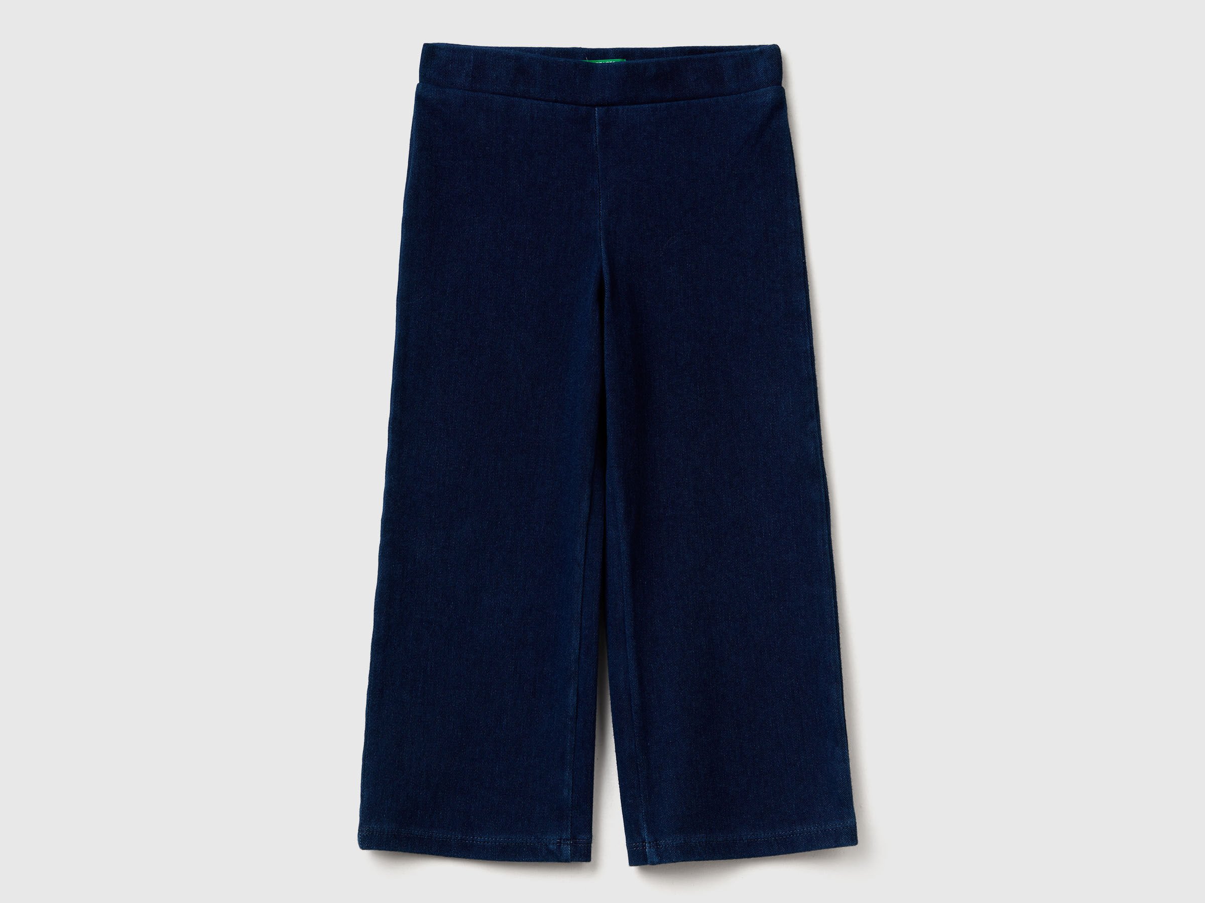 Pantalon de jogging en denim super extensible Pantalon de jogging en denim super extensible