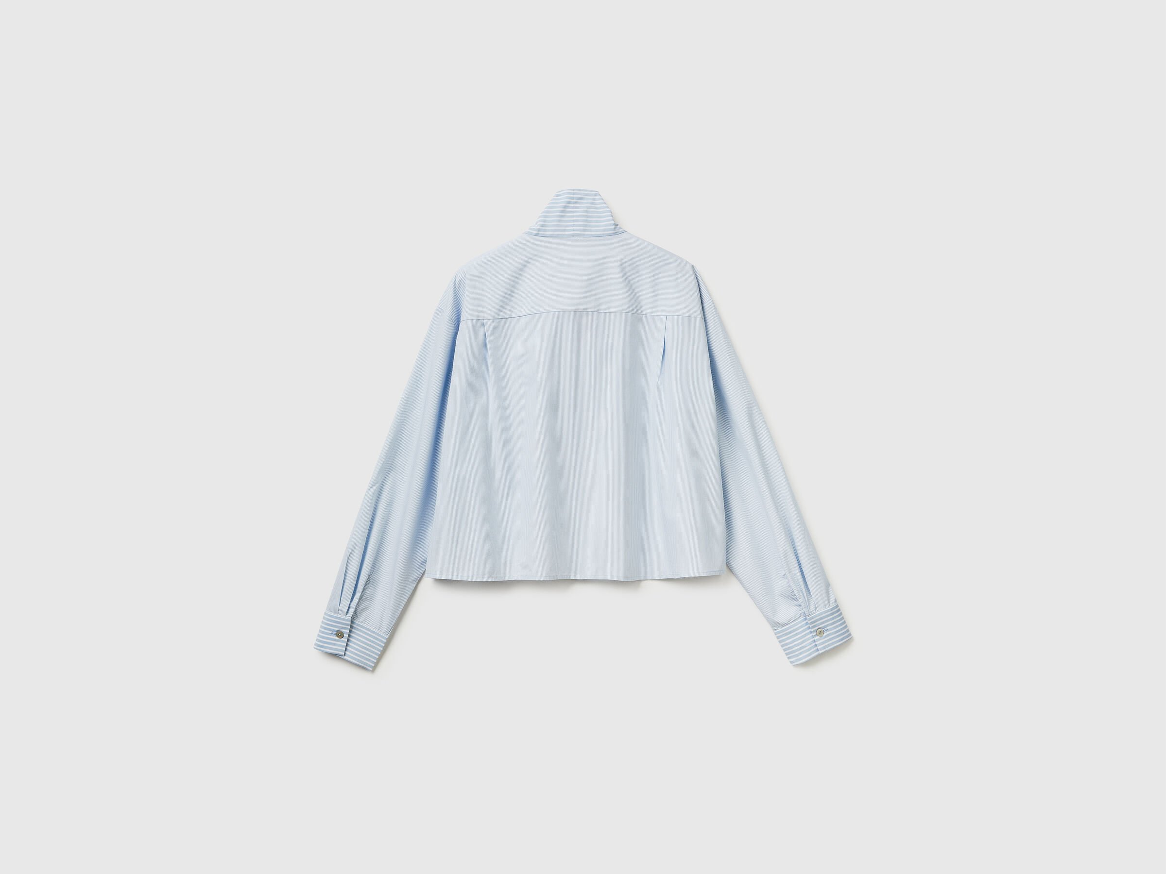 Chemise courte rayée avec nœud – Image 2