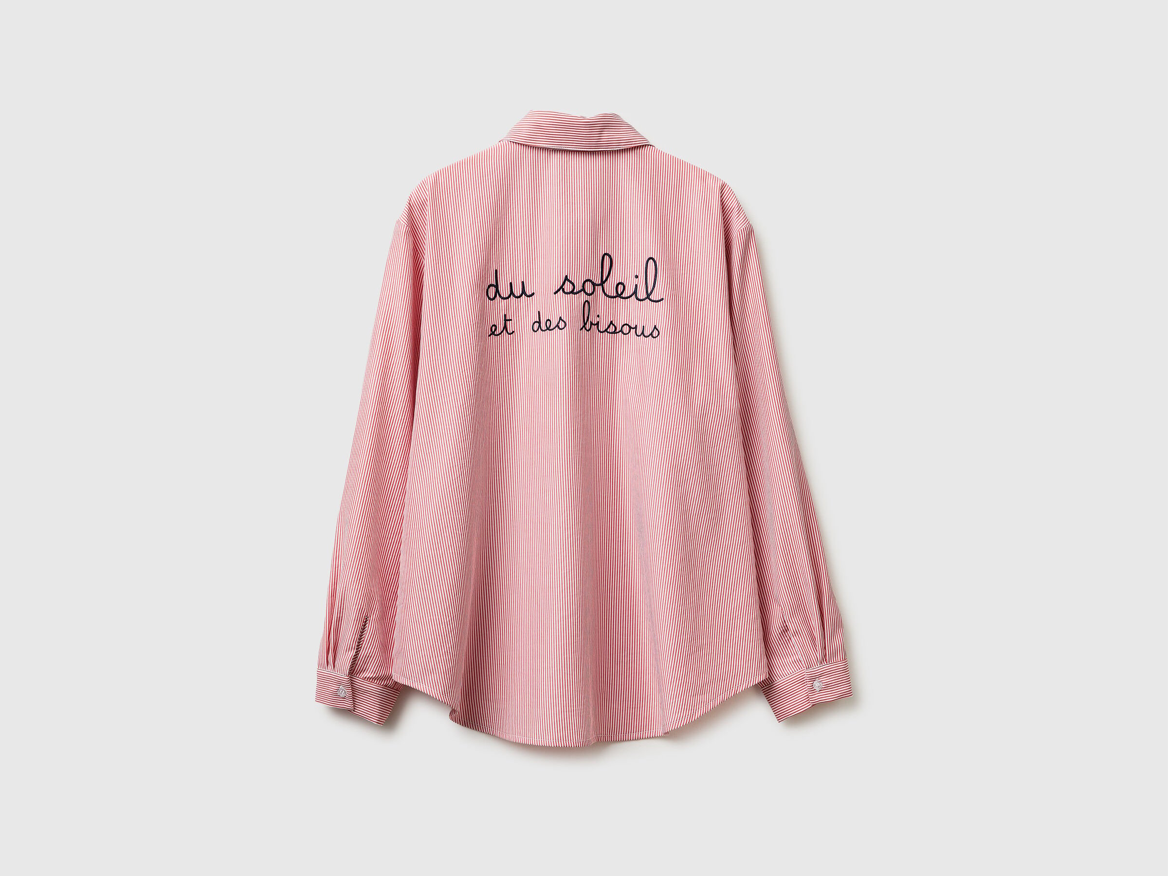 Chemise à rayures avec broderie dans le dos – Image 2