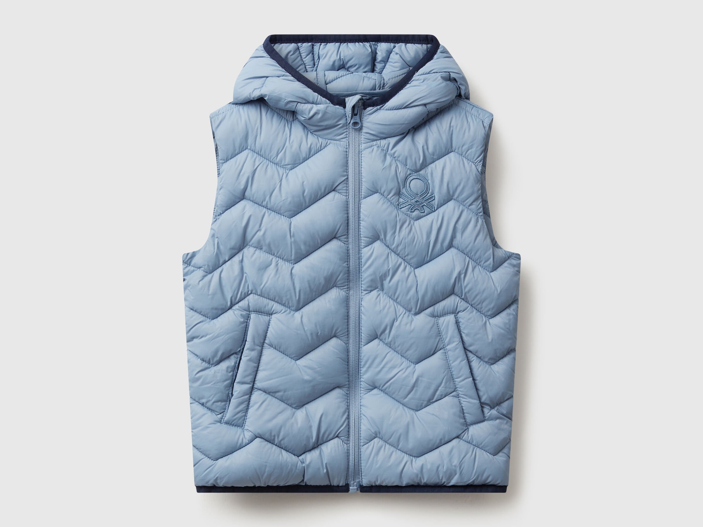 Gilet rembourré avec capuche Gilet rembourré avec capuche