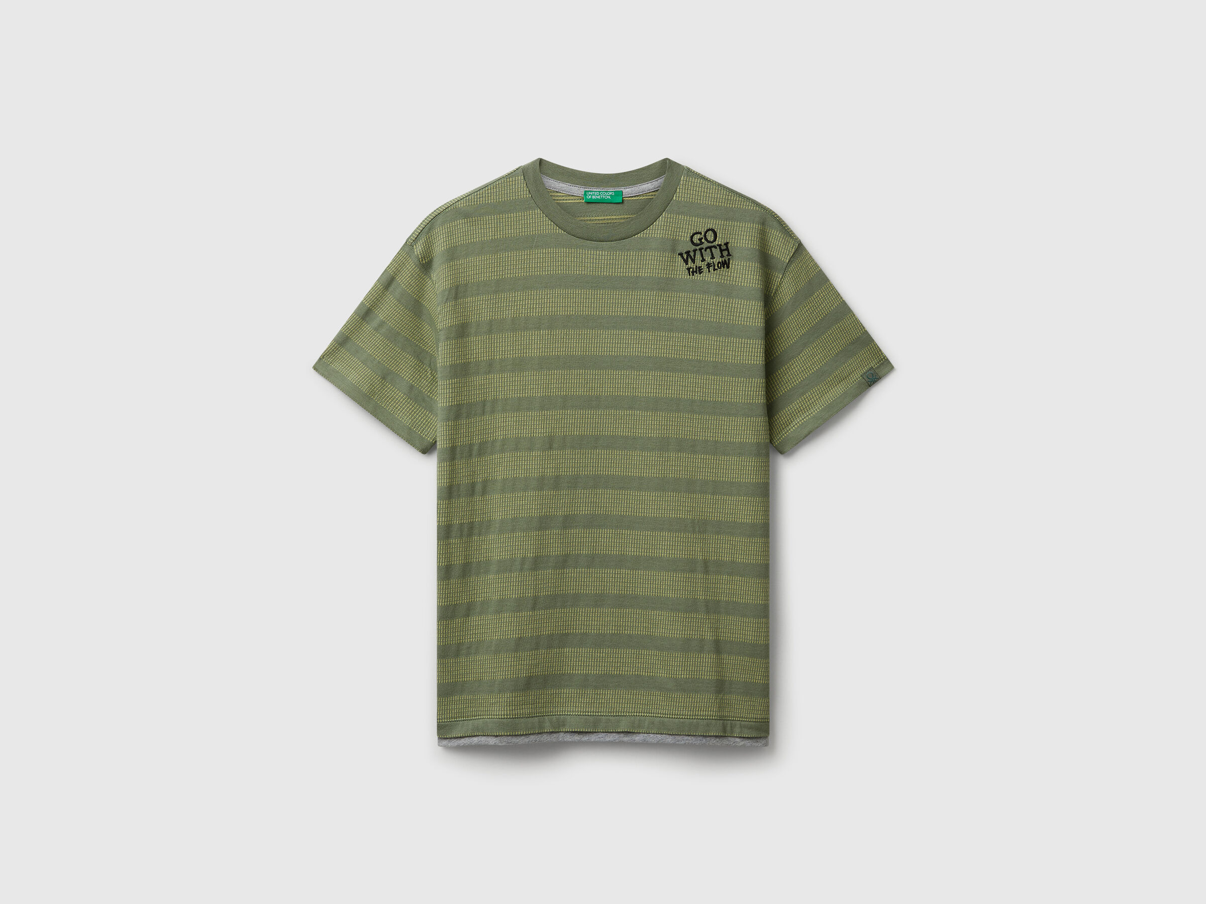 T-shirt rayé avec broderie T-shirt rayé avec broderie