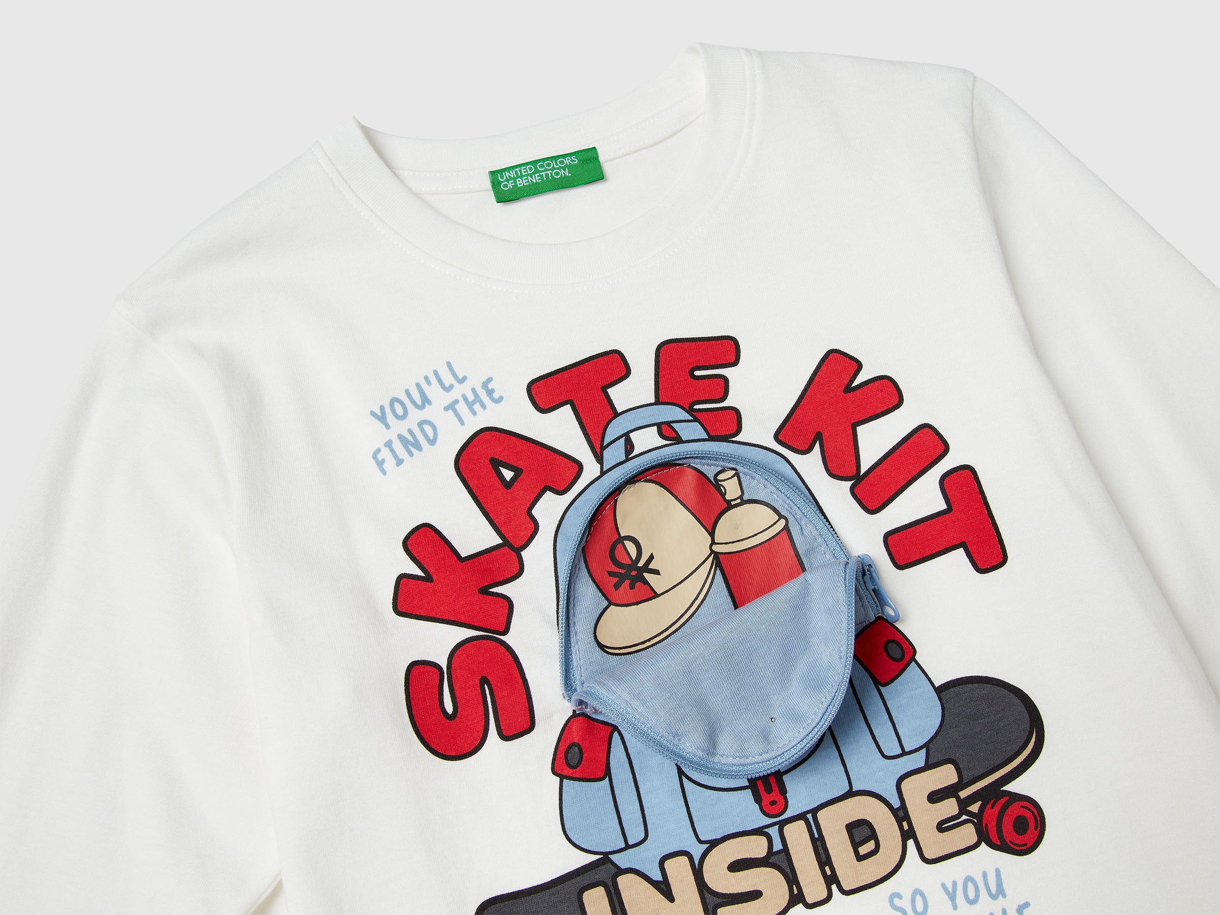 T-shirt avec imprimé requin et appliqué – Image 3