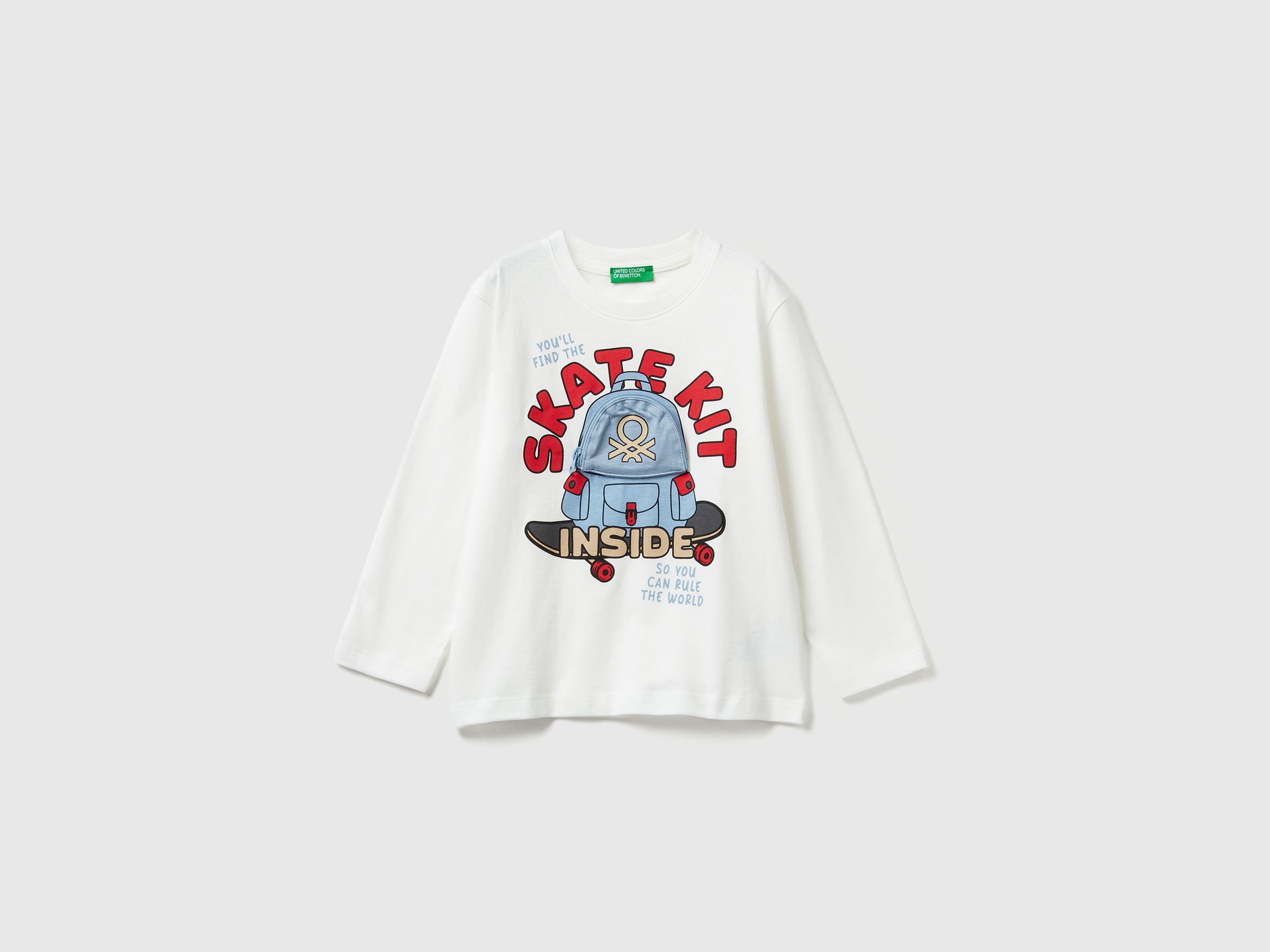 T-shirt avec imprimé requin et appliqué T-shirt avec imprimé requin et appliqué
