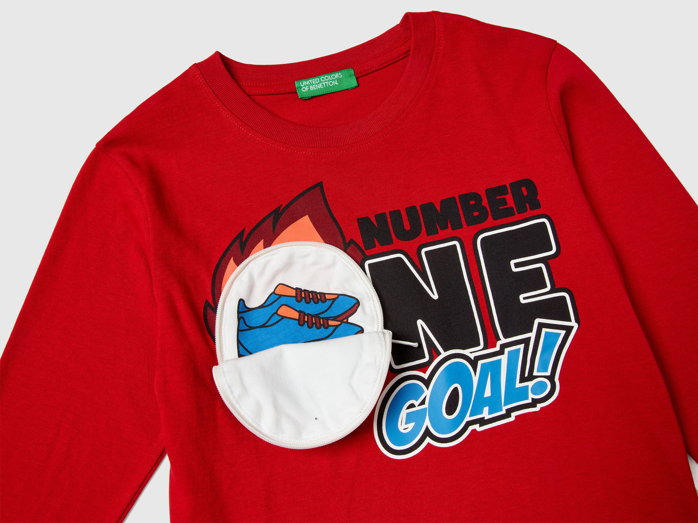 T-shirt avec imprimé requin et appliqué – Image 3