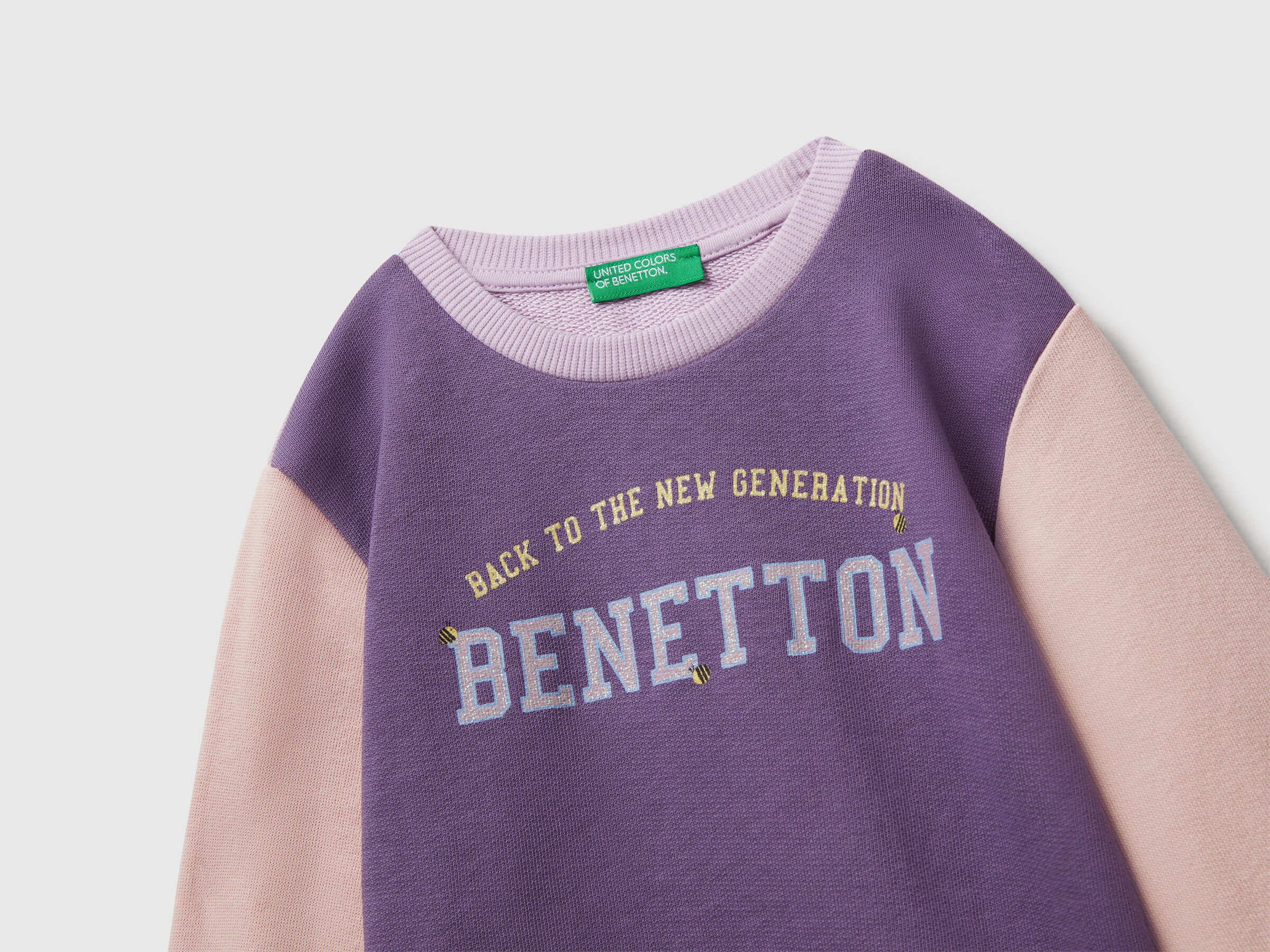 Sweat-shirt à imprimé pailleté – Image 3