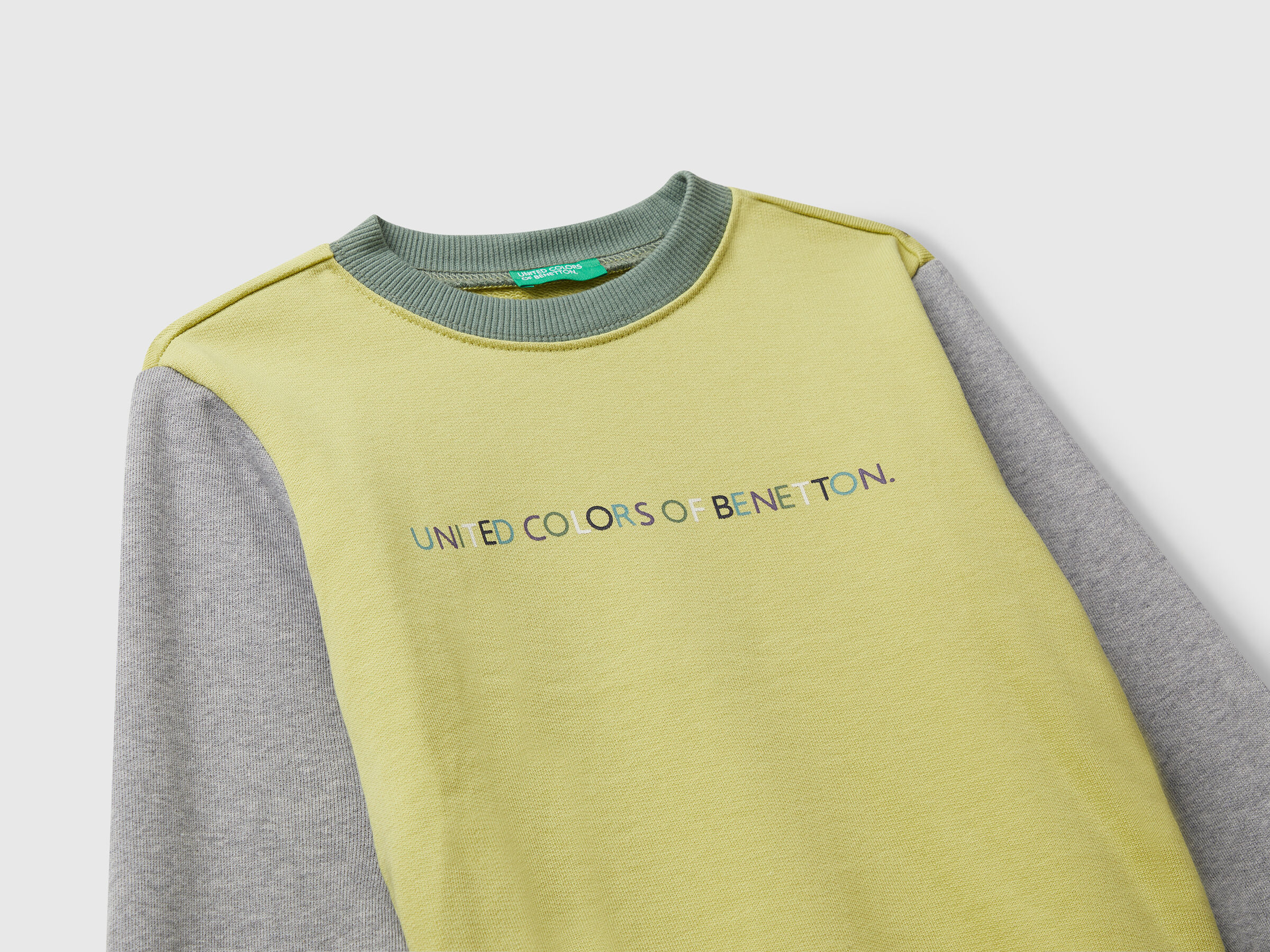 Sweat-shirt coupe régulière avec imprimé – Image 3