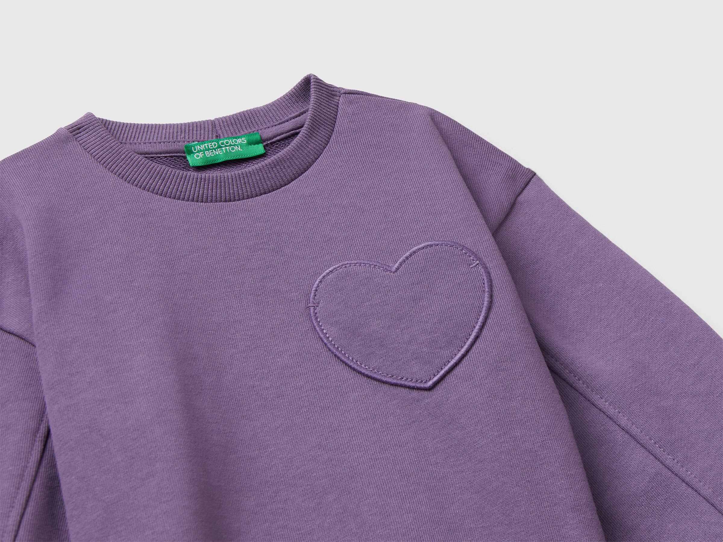 Sweat-shirt avec patch coeur – Image 3