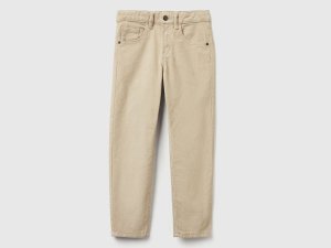Pantalon slim en velours stretch Pantalon slim en velours stretch