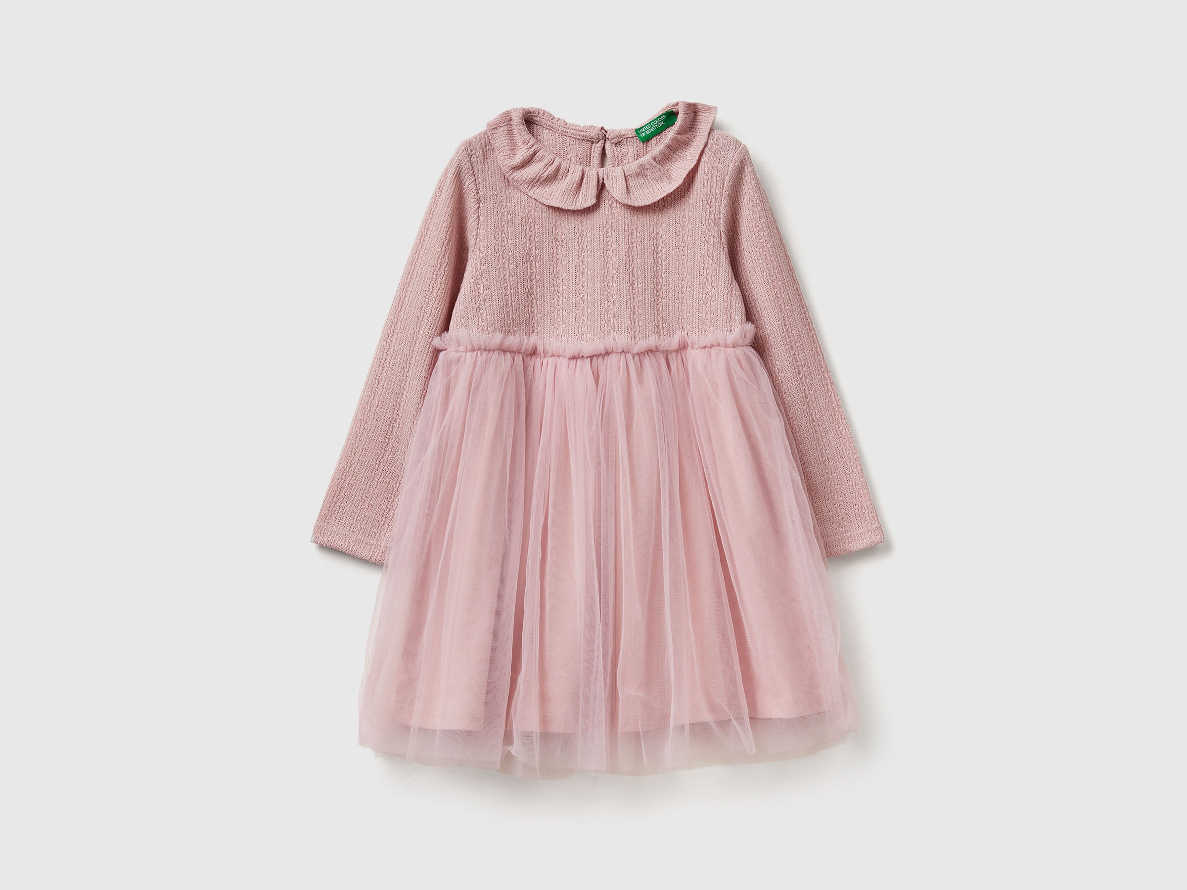 Robe avec col en tulle Robe avec col en tulle