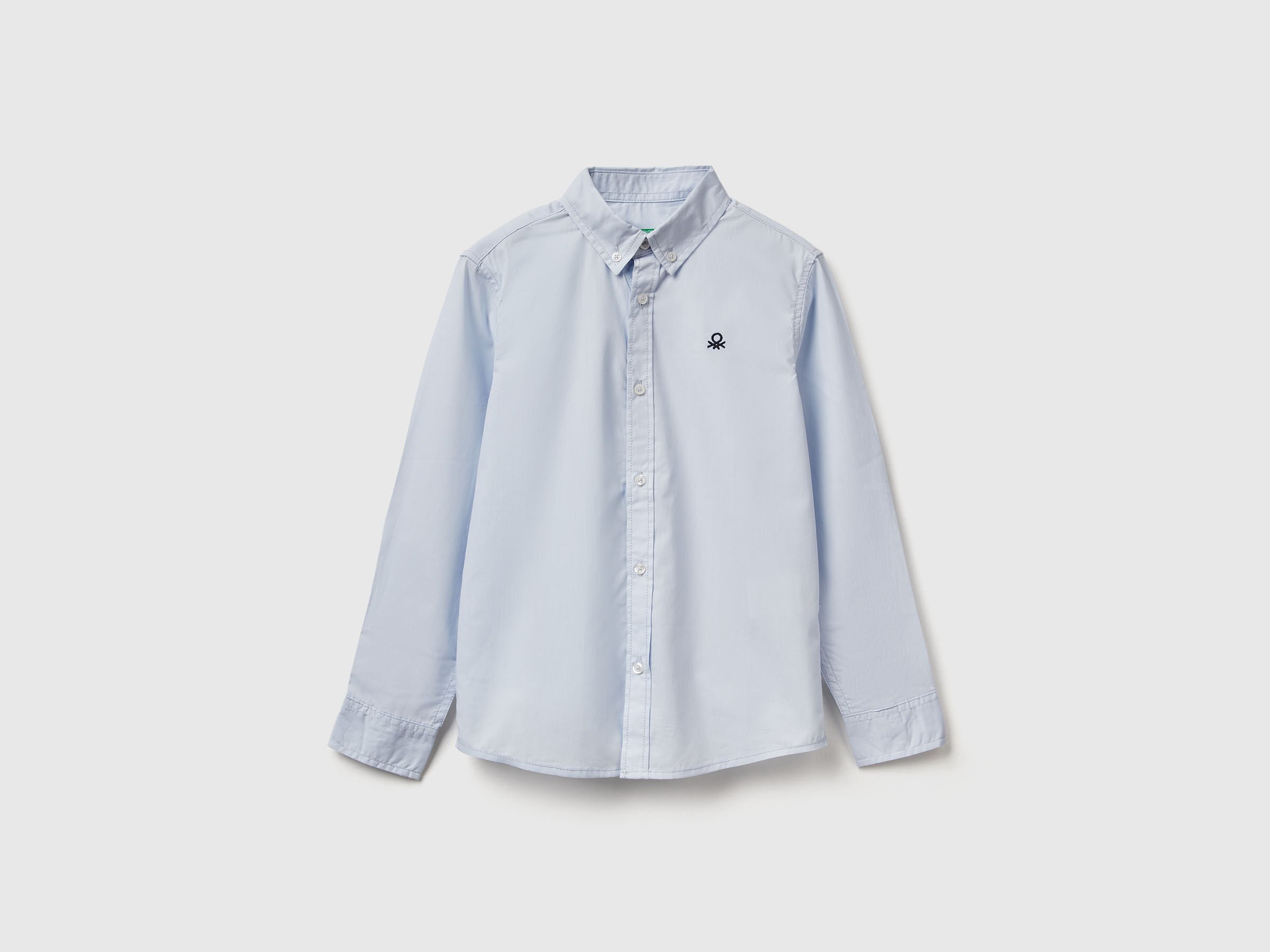 Chemise boutonnée bleu clair Chemise boutonnée bleu clair