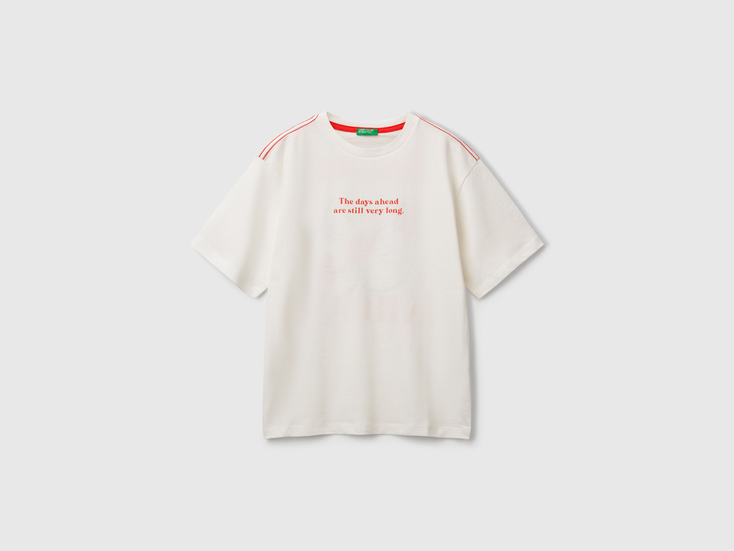 T-shirt avec slogan imprimé et broderie T-shirt avec slogan imprimé et broderie