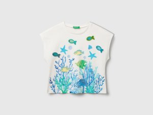 T-shirt avec applications imprimées et crochetées T-shirt avec applications imprimées et crochetées