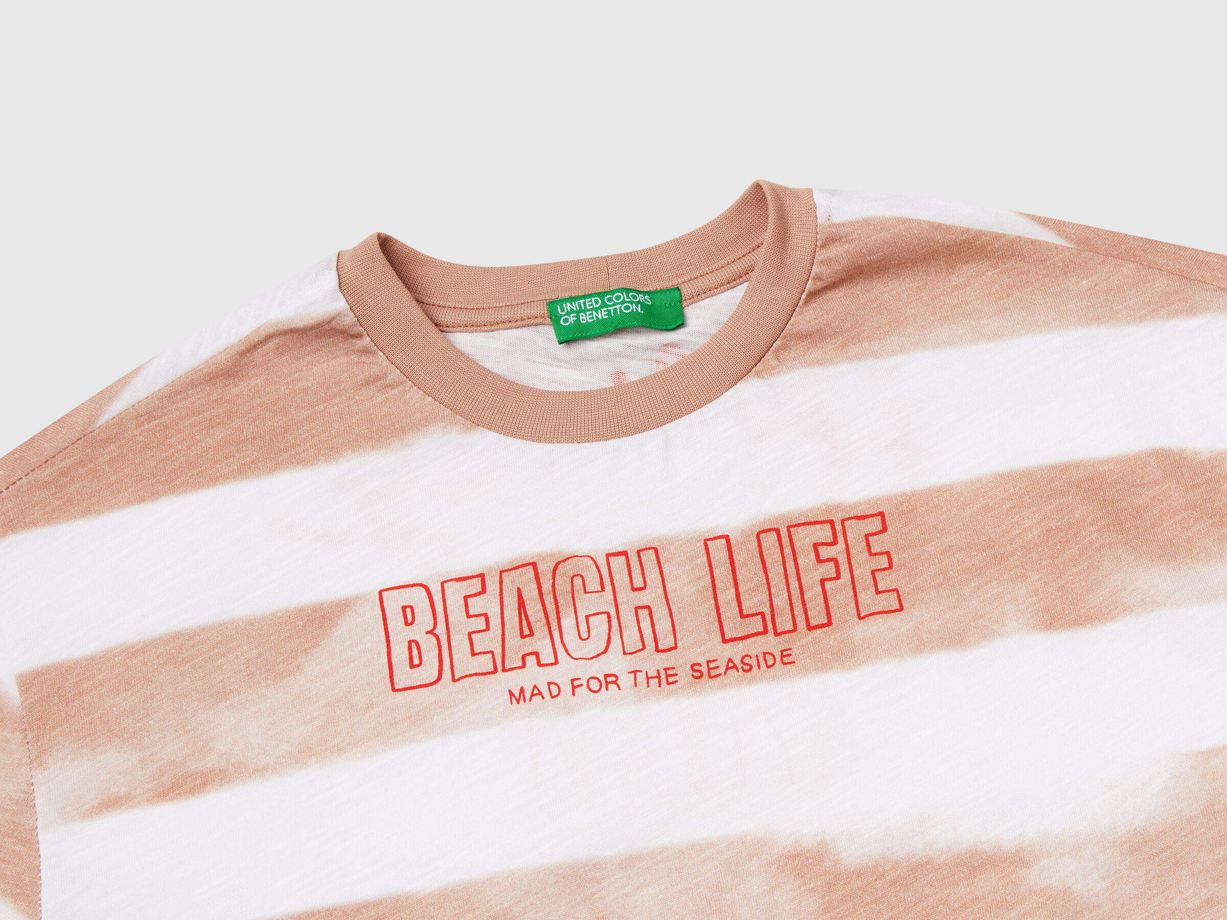 T-shirt rayé avec imprimé devant et dos – Image 3