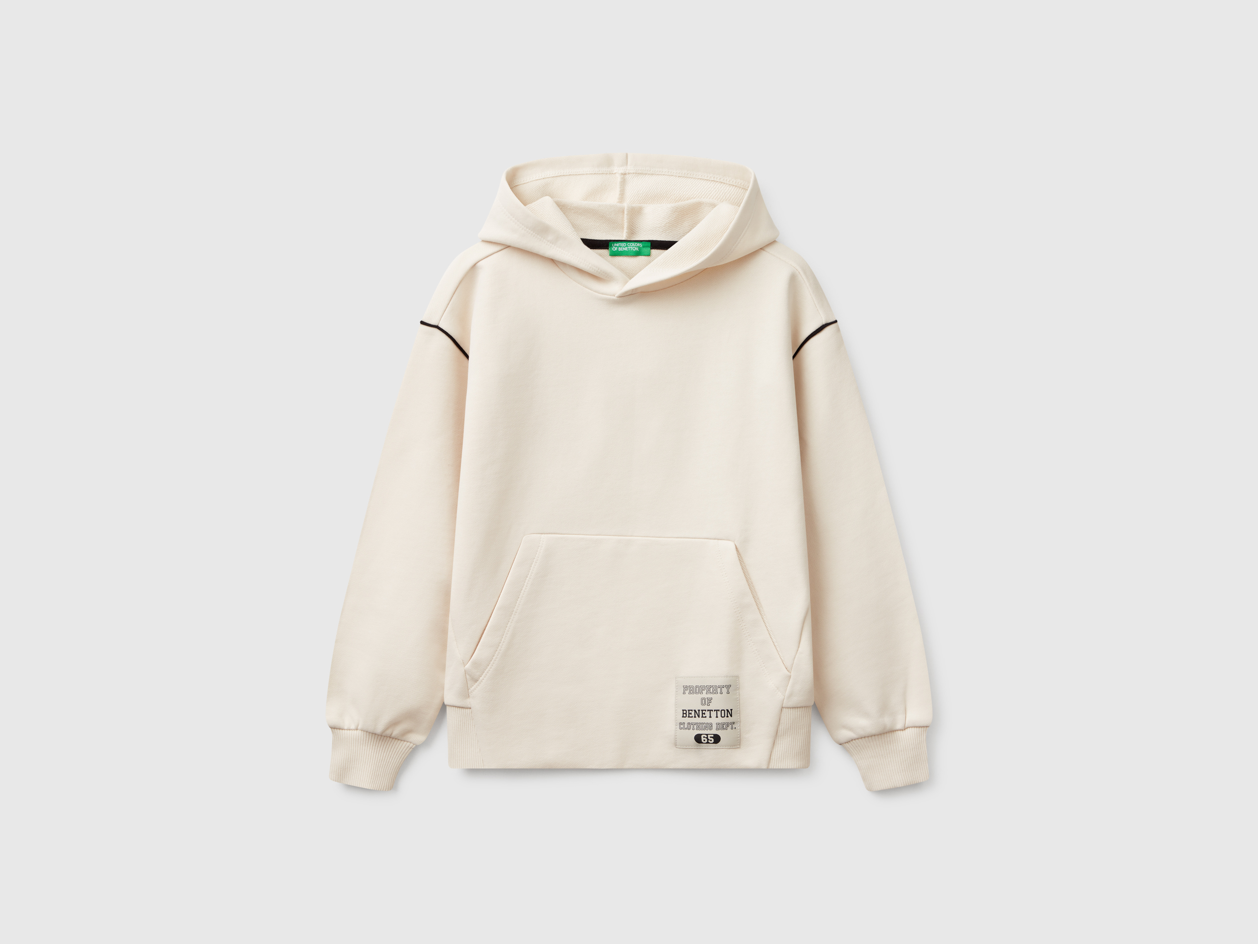 Sweat avec poche kangourou Sweat avec poche kangourou