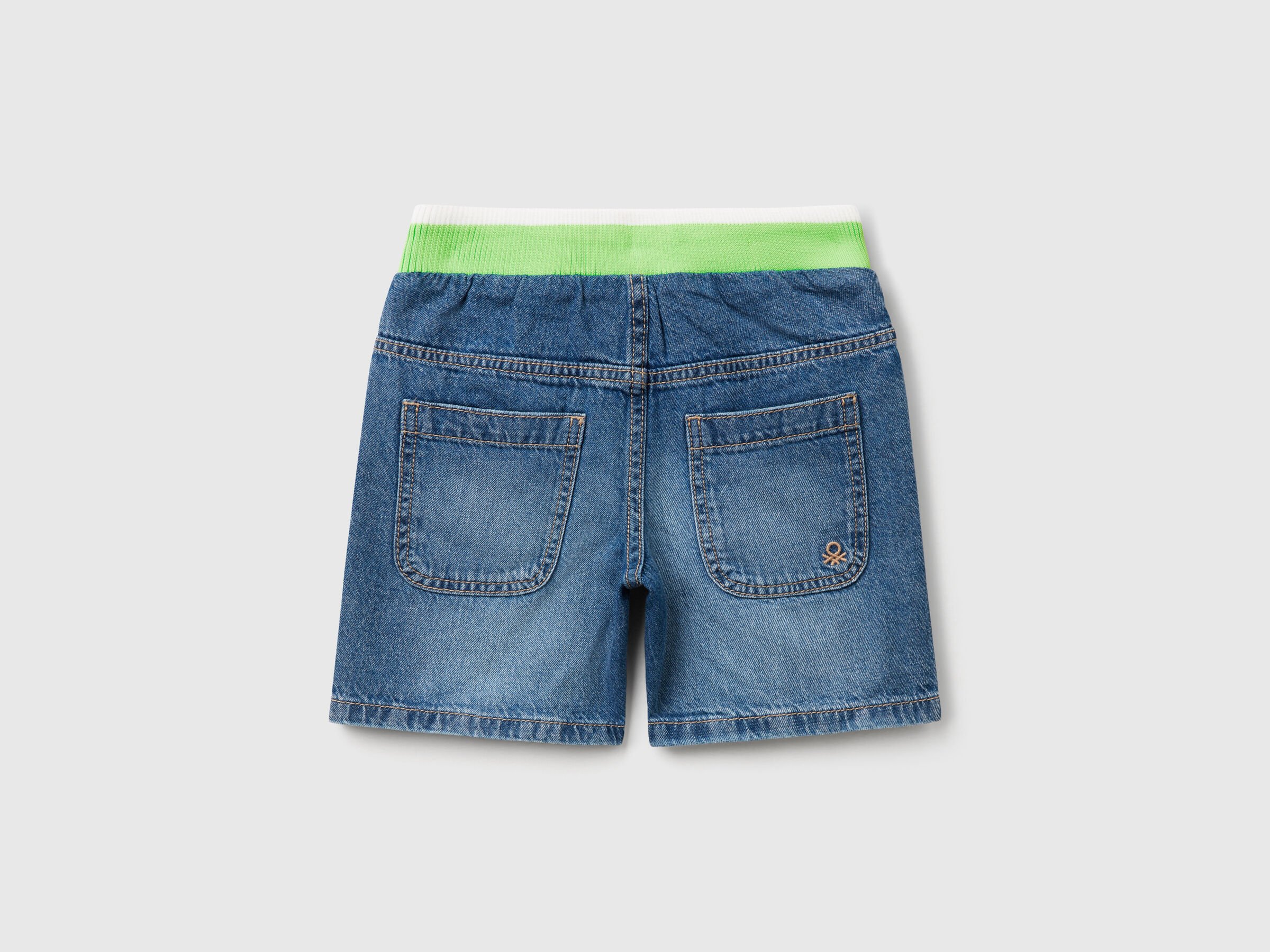 Pantalon court droit en jean – Image 2