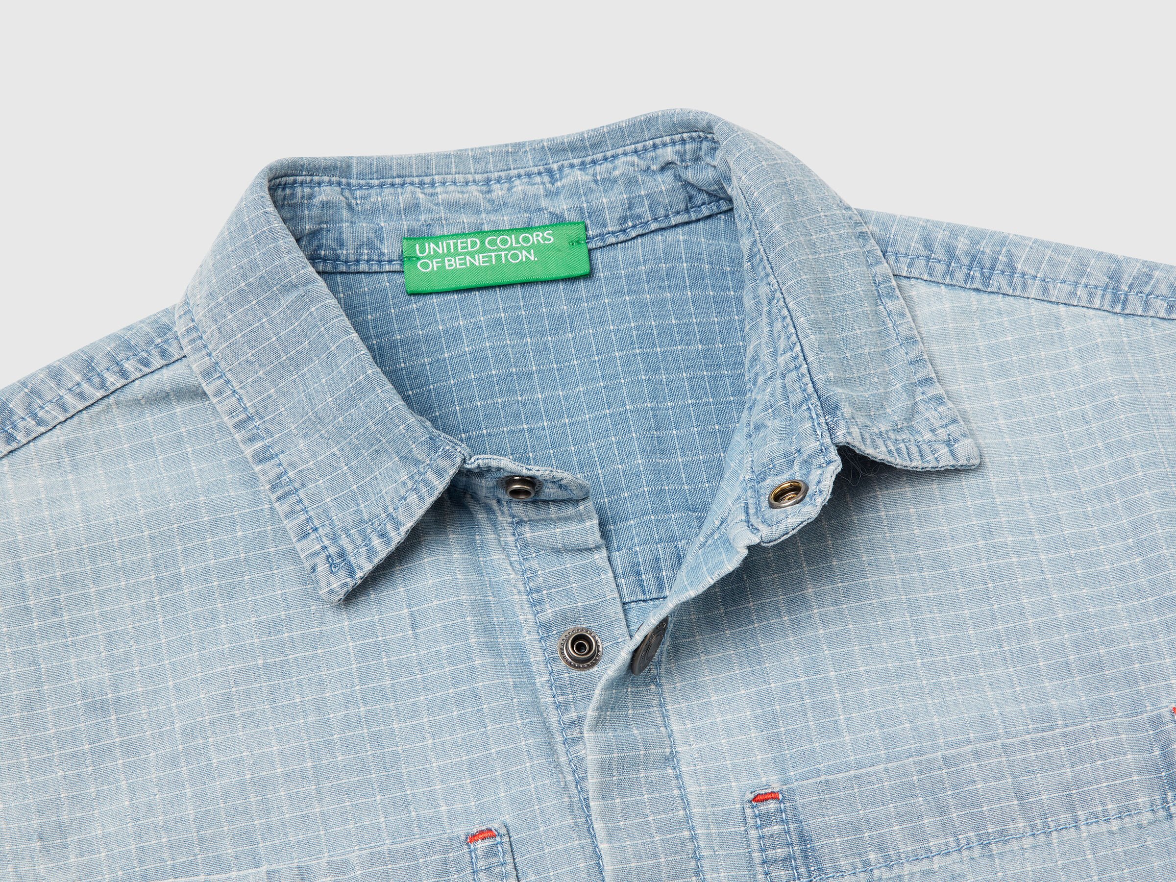 Chemise à carreaux avec poches – Image 3