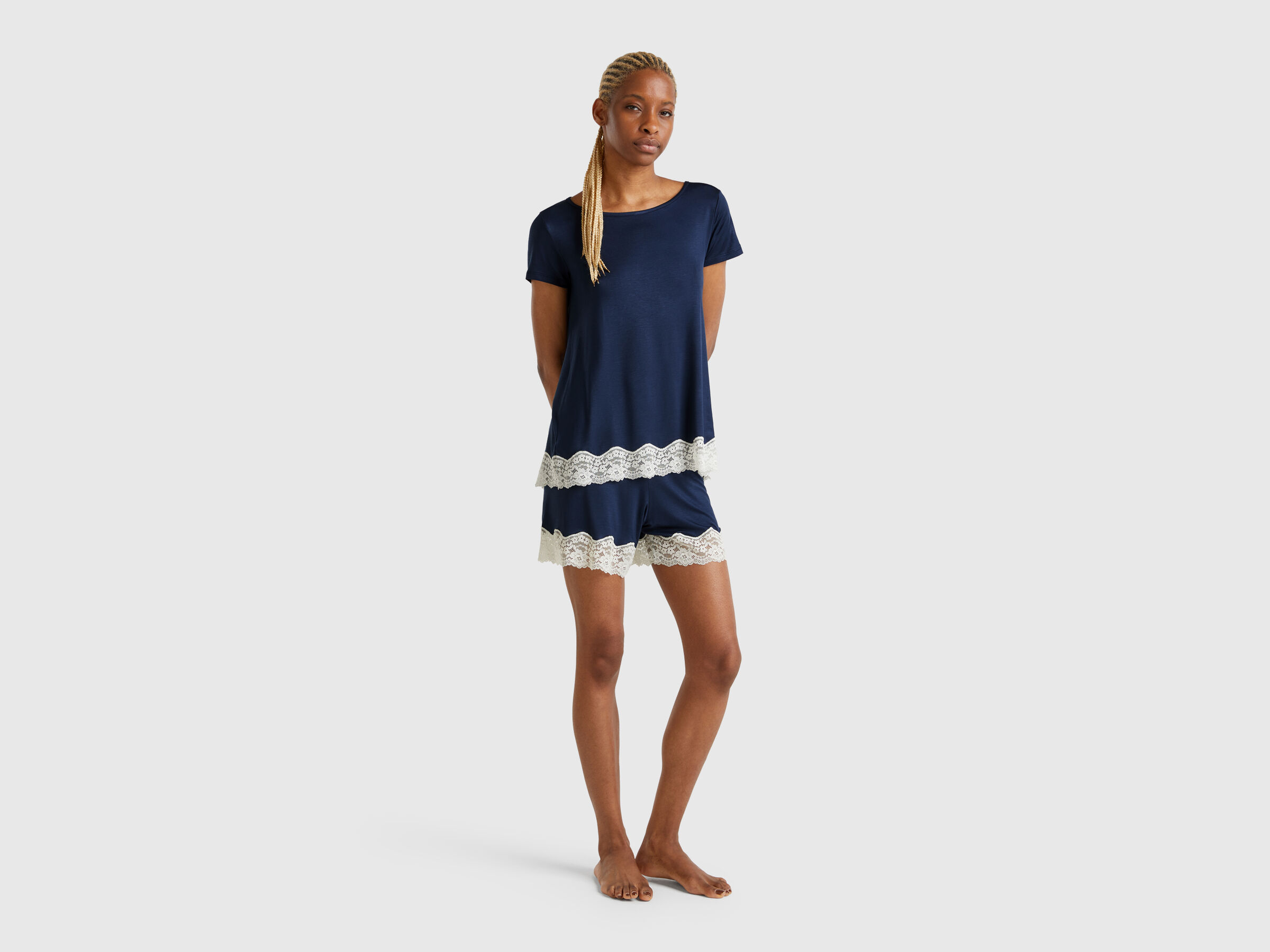 Short fluide avec dentelle – Image 5